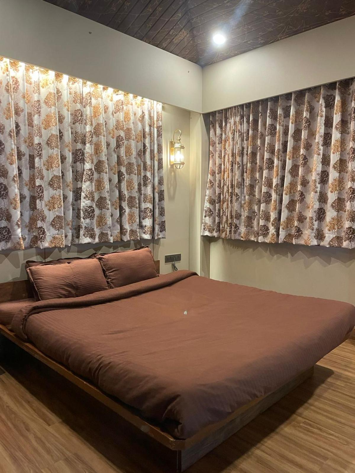 Deluxe King Room photo 1
