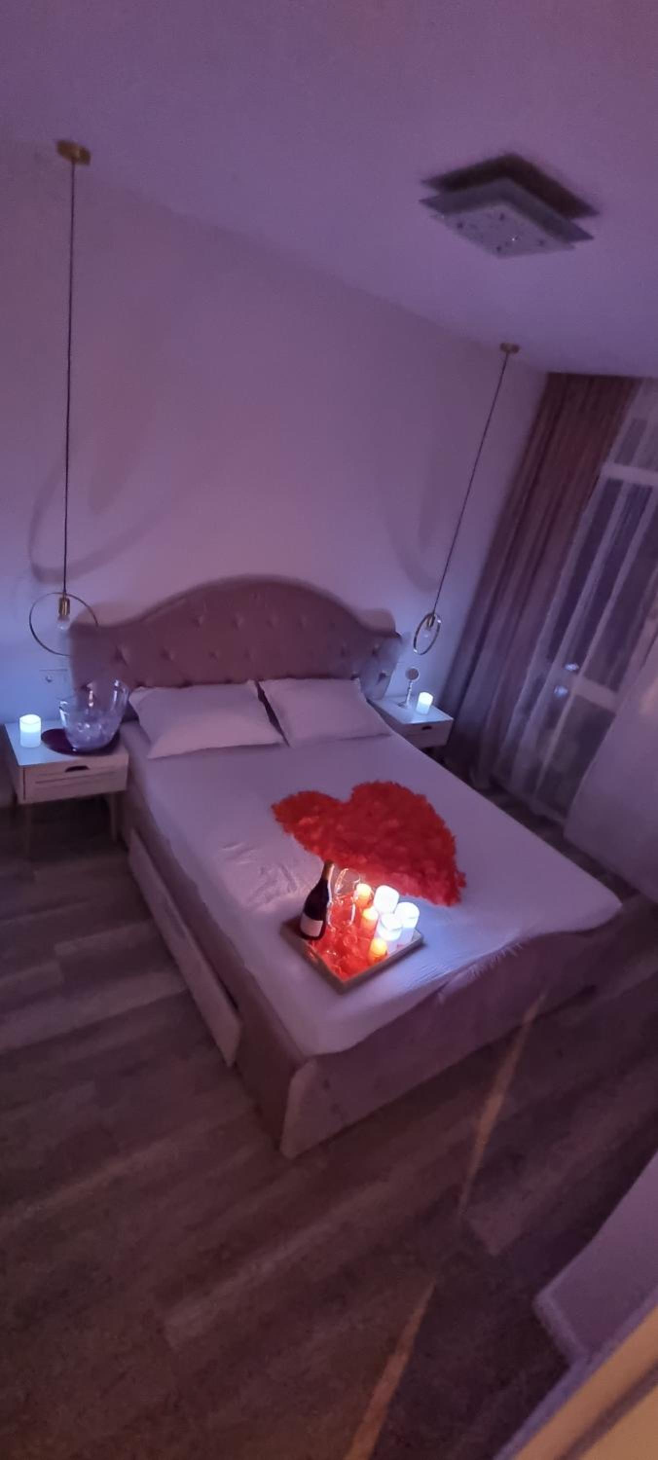 One-Bedroom Apartment - Photo 36