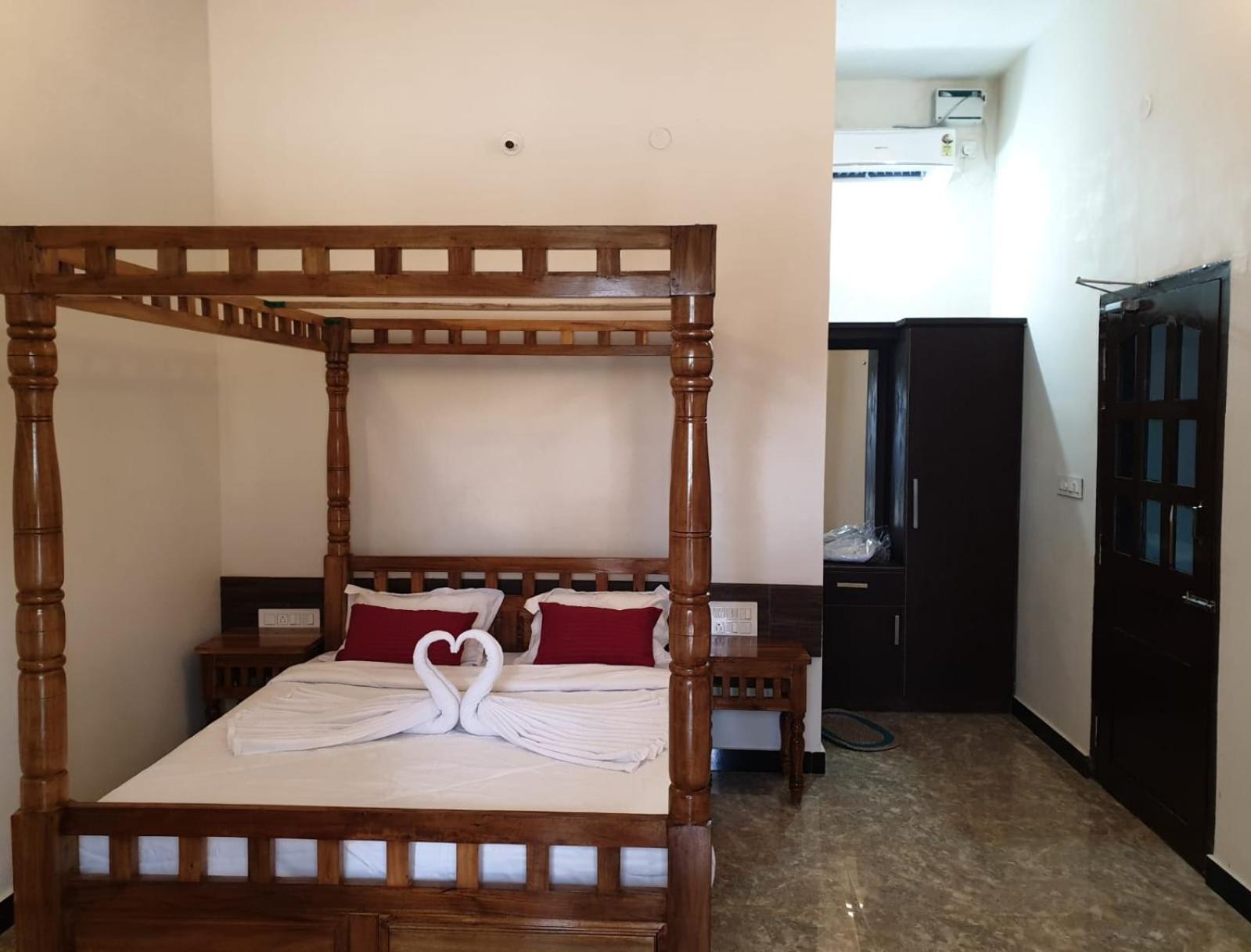 Deluxe Suite - Photo 2