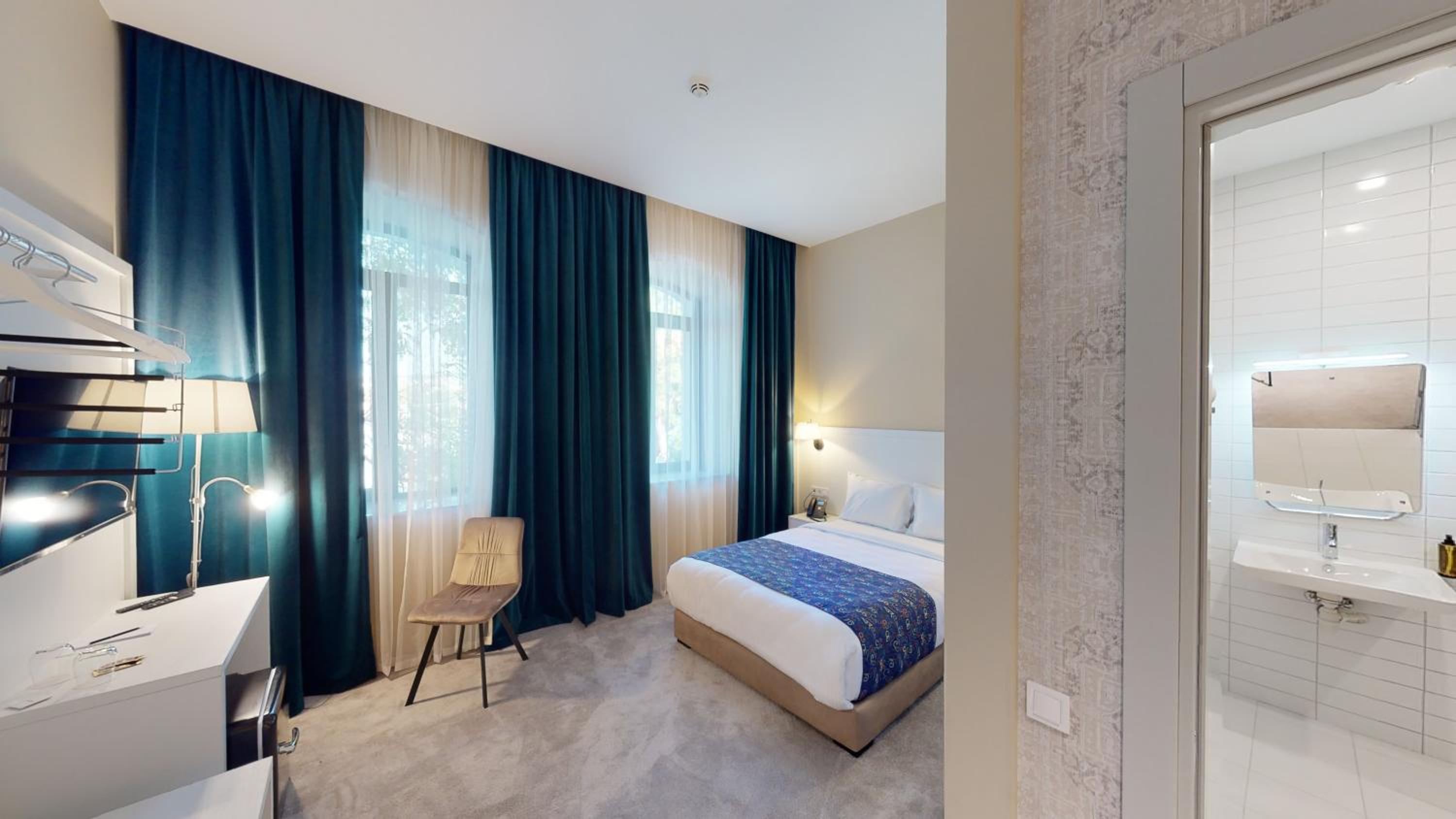 Standard Double Room with Disable Acess photo 3