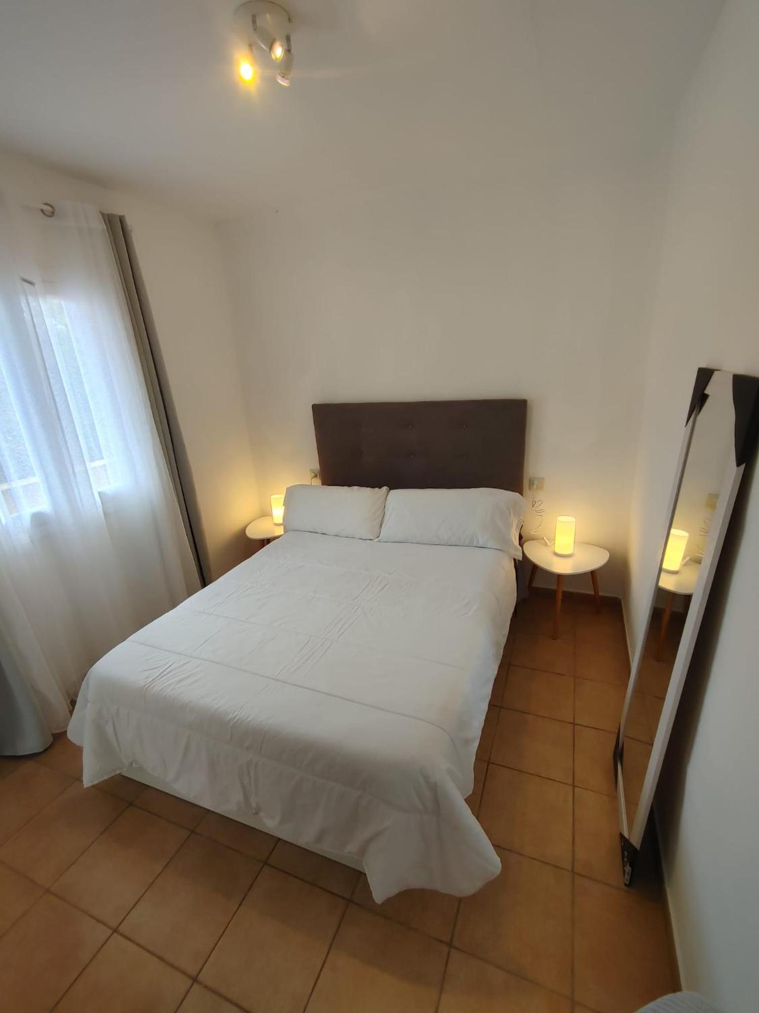 One-Bedroom Apartment photo 3