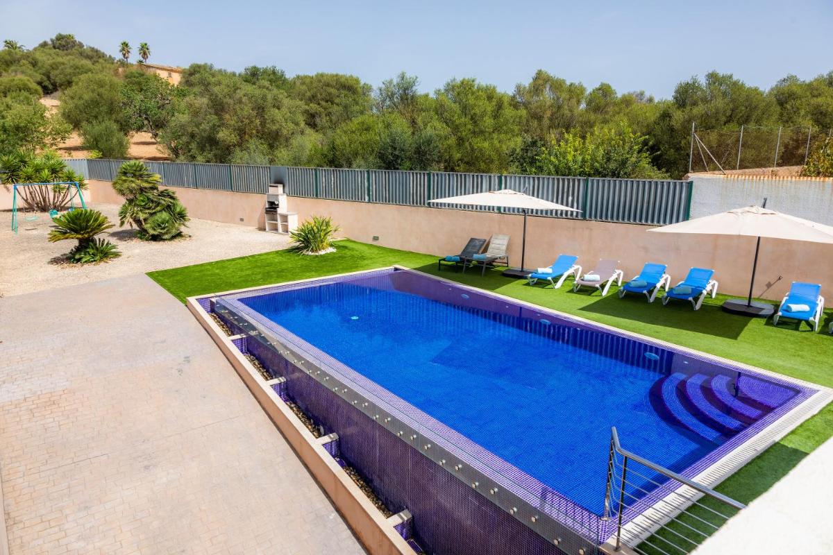 Villa photo 1