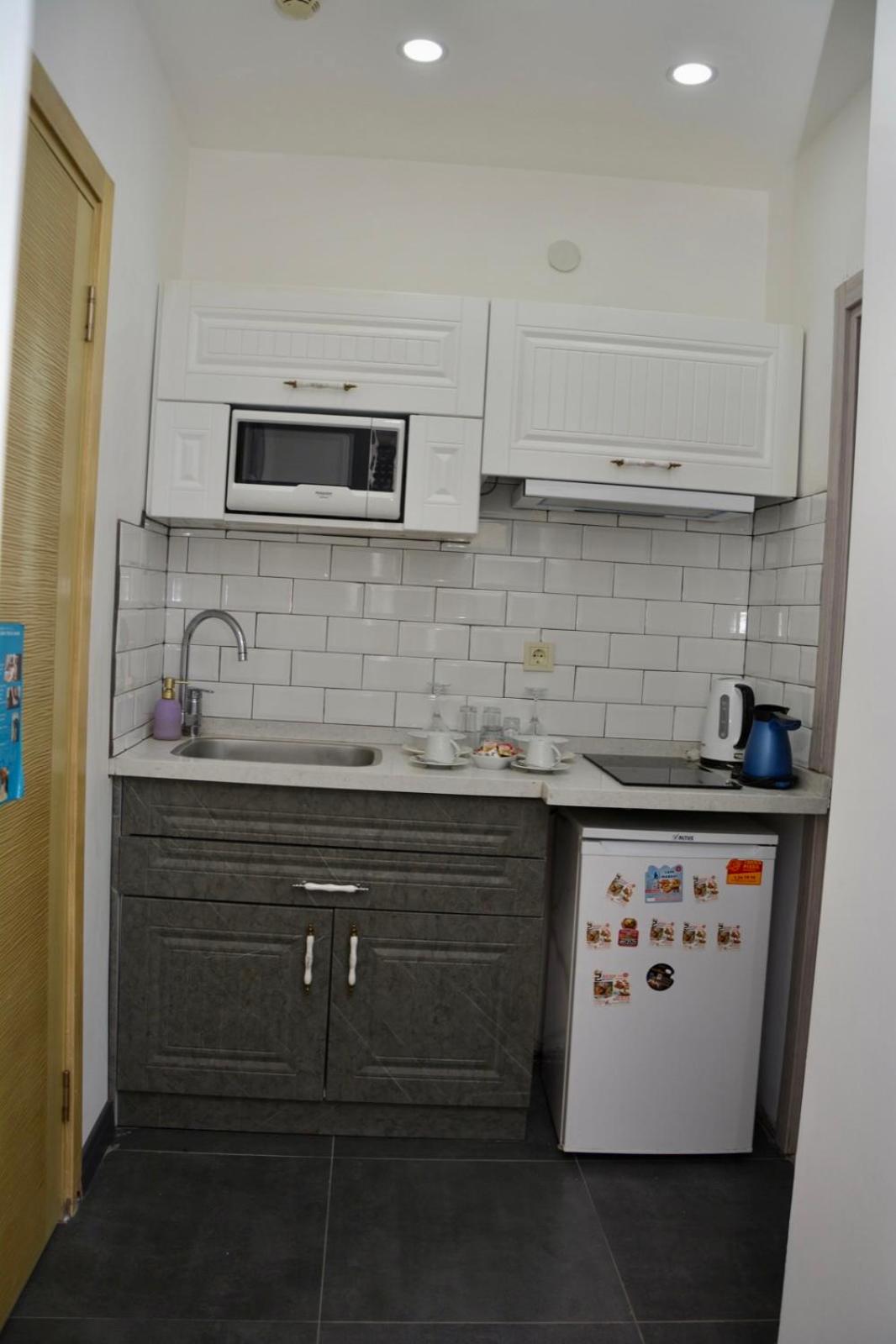 Triple Room - Photo 12