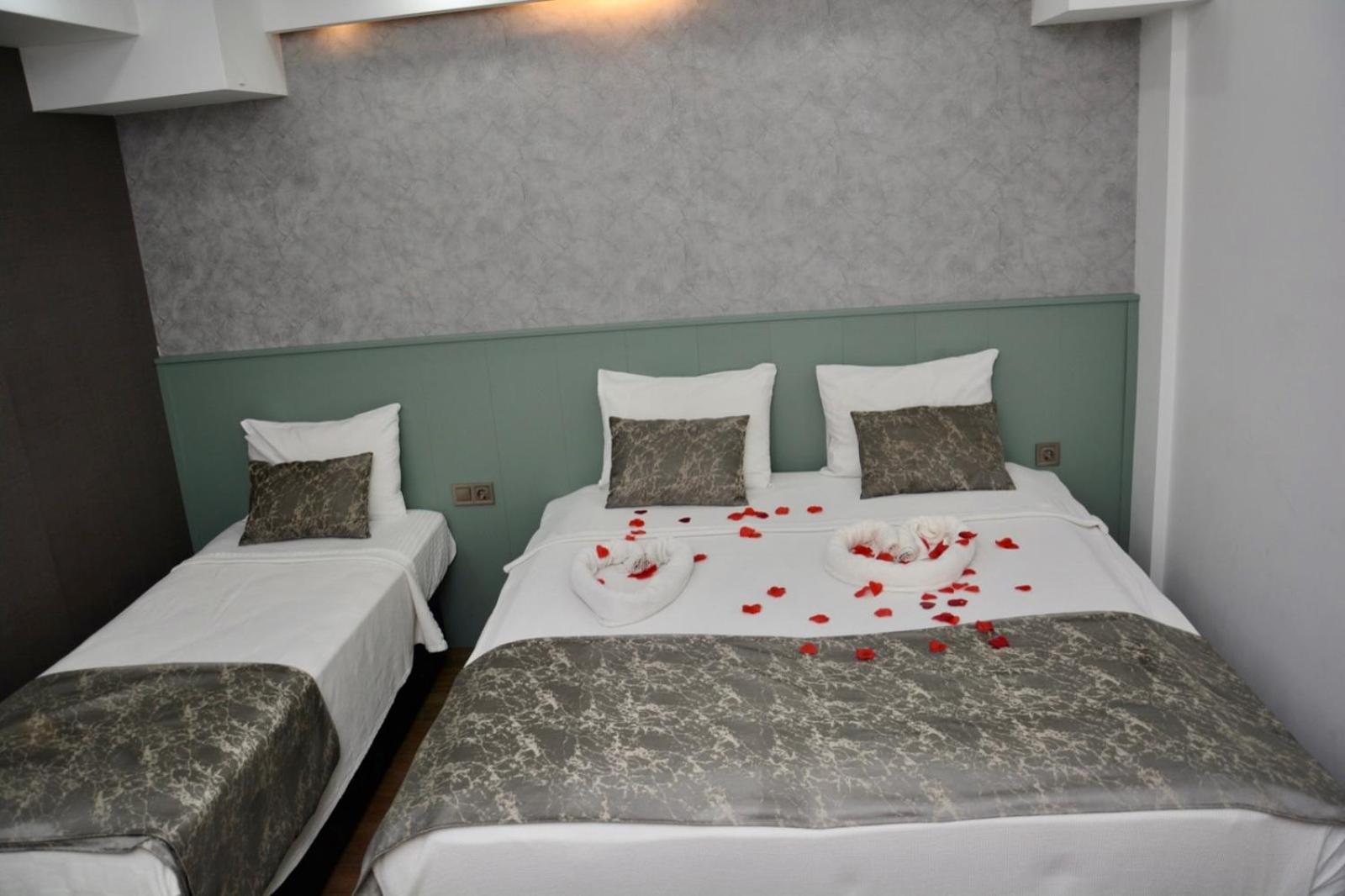 Triple Room - Photo 6