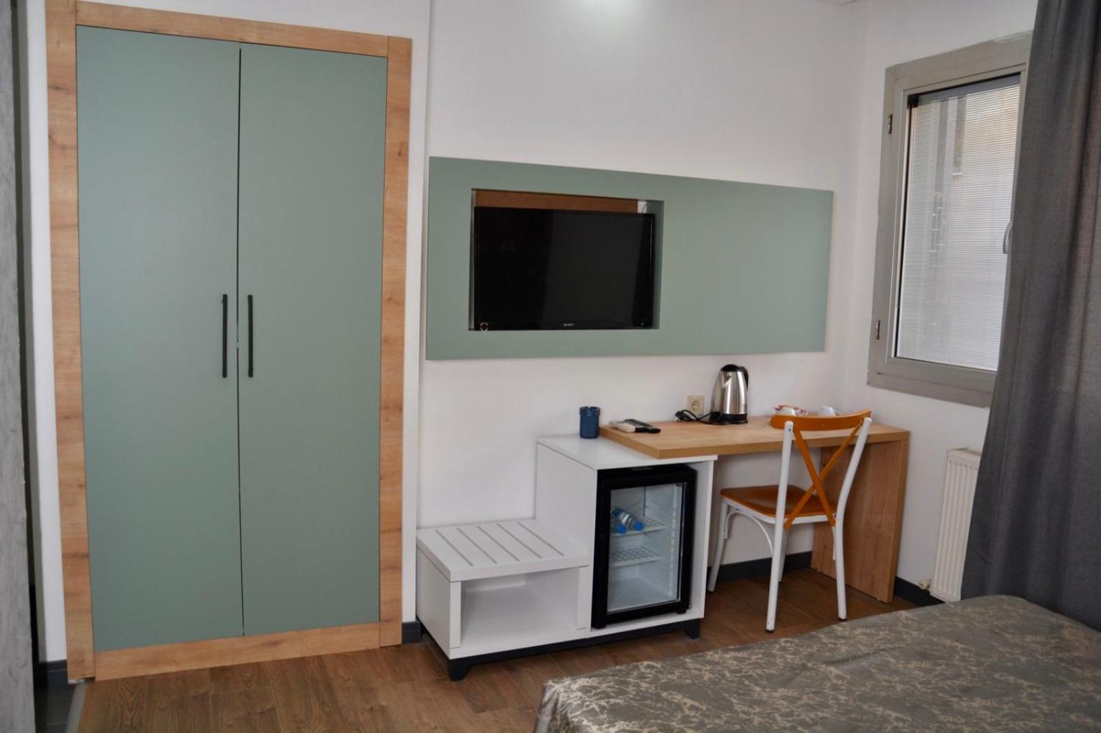 Standard Twin Room - Photo 4