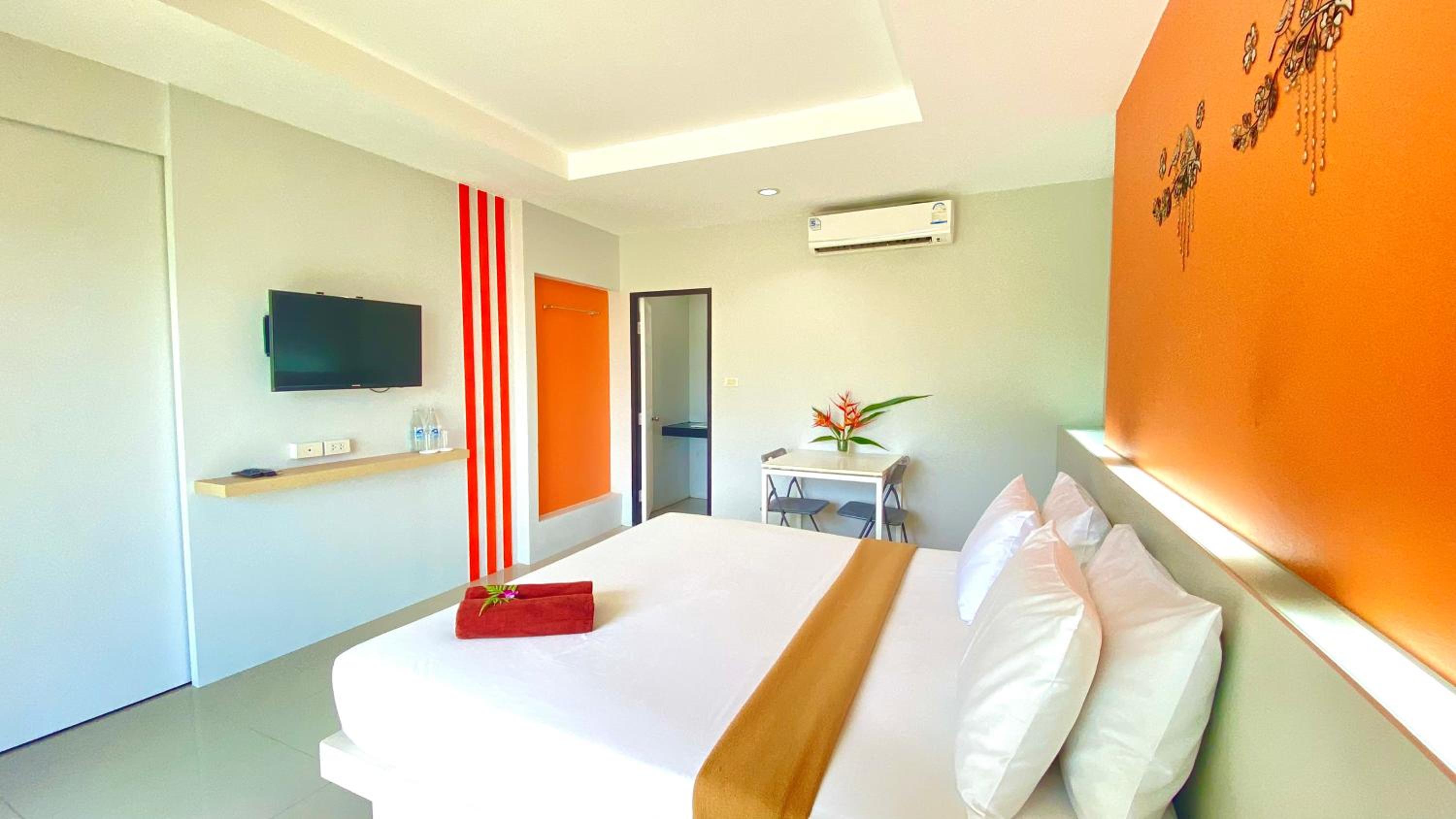 Deluxe Double Room photo 2