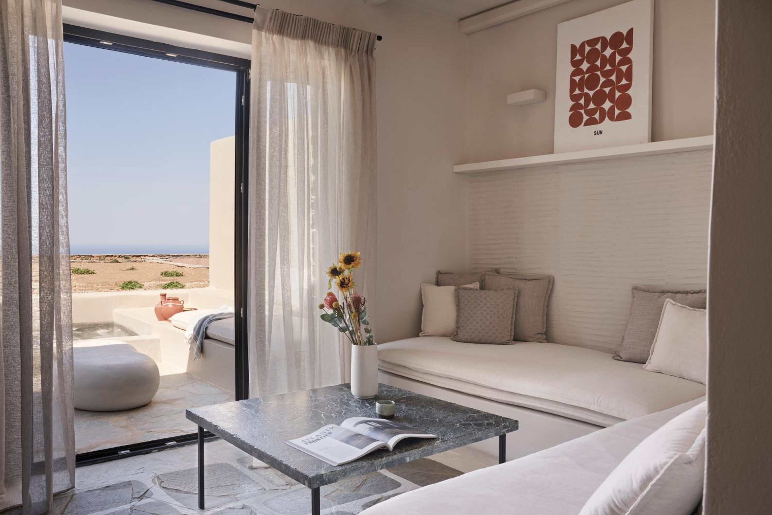 Signature Suite Mini Jetted Pool Sea View - Photo 13