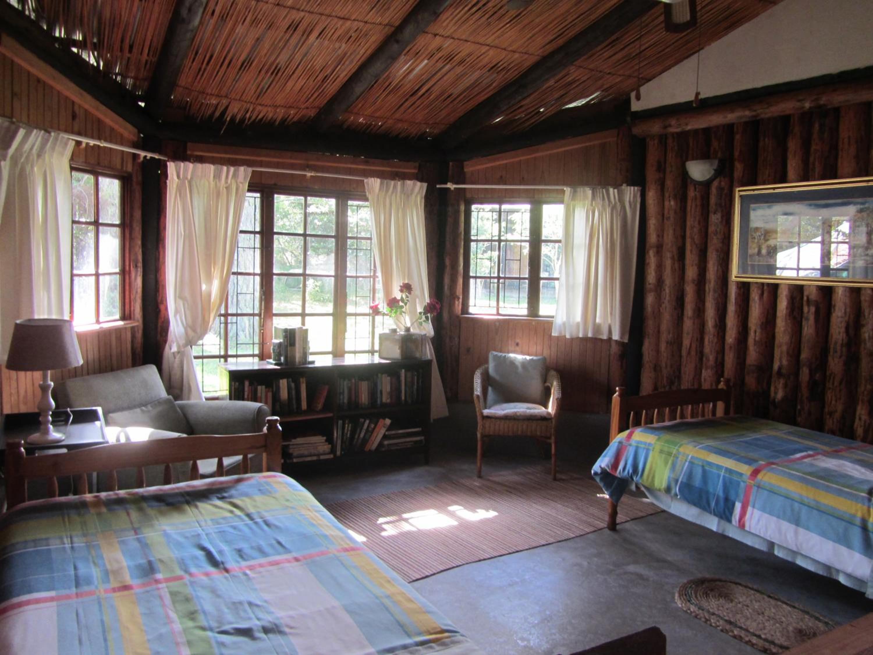 Four-Bedroom House photo 2