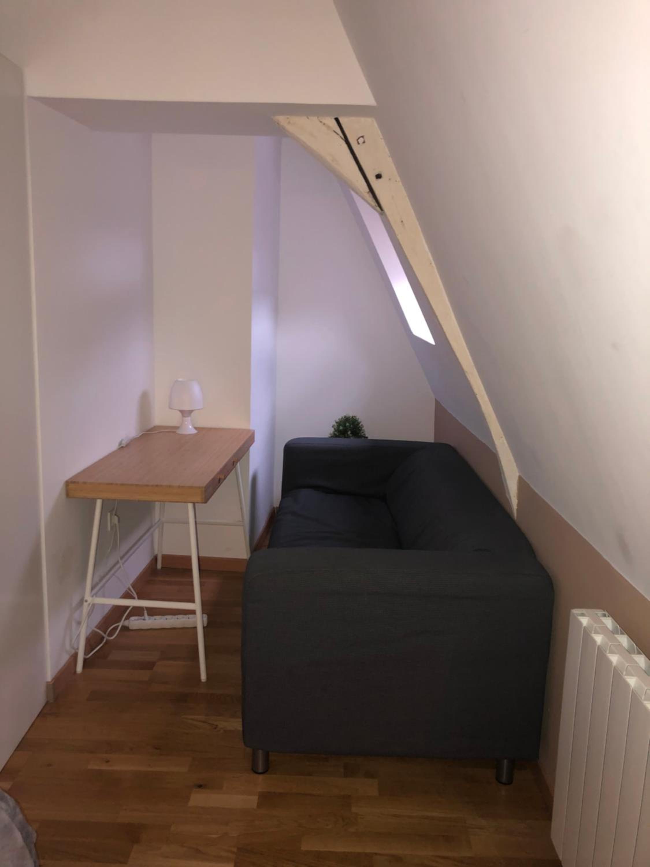 One-Bedroom Apartment - Photo 14