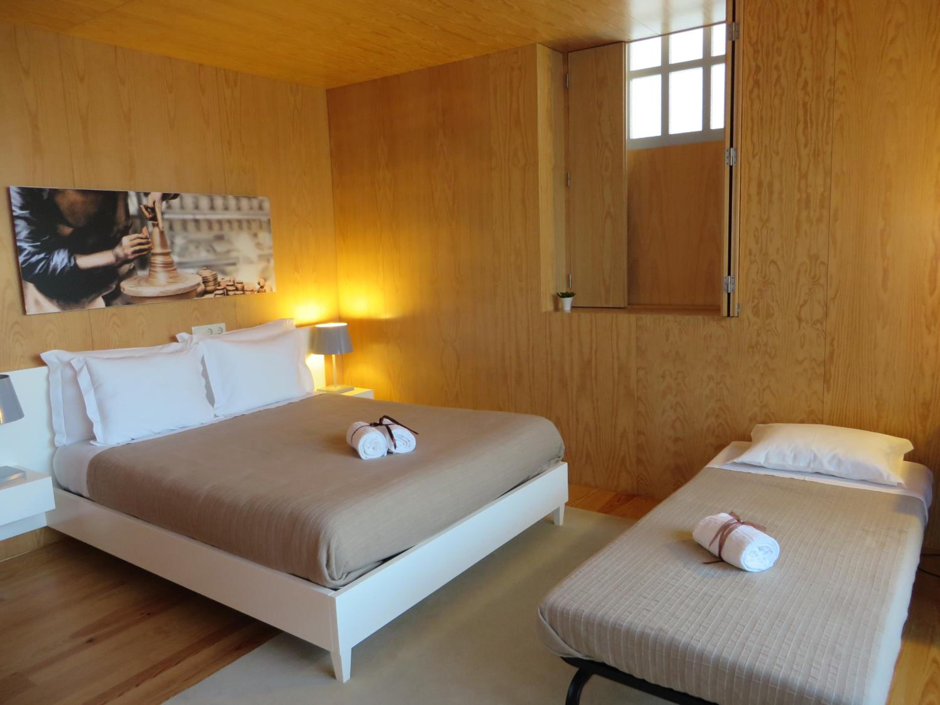 Double Room with Extra Bed (3 Adults) photo 3