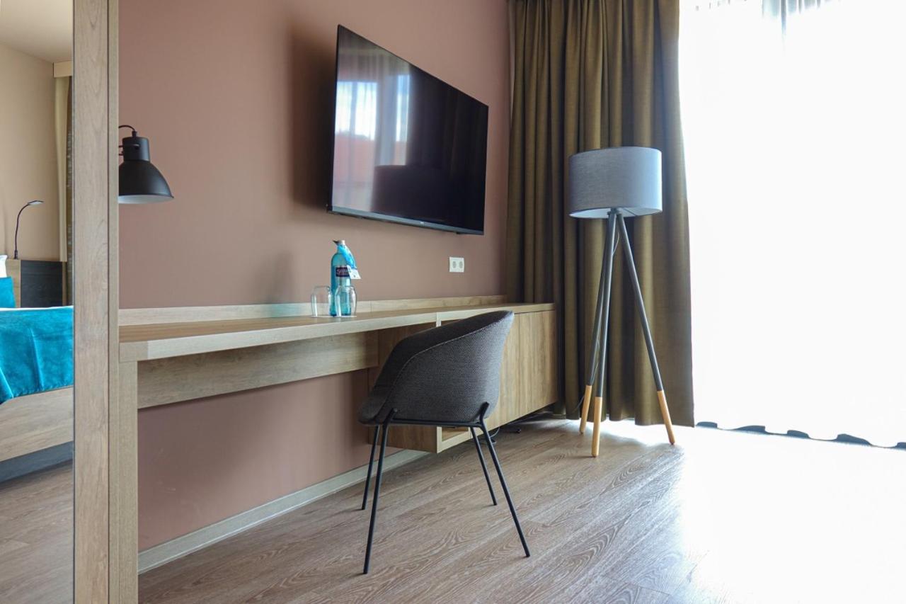 Double Room - Photo 2