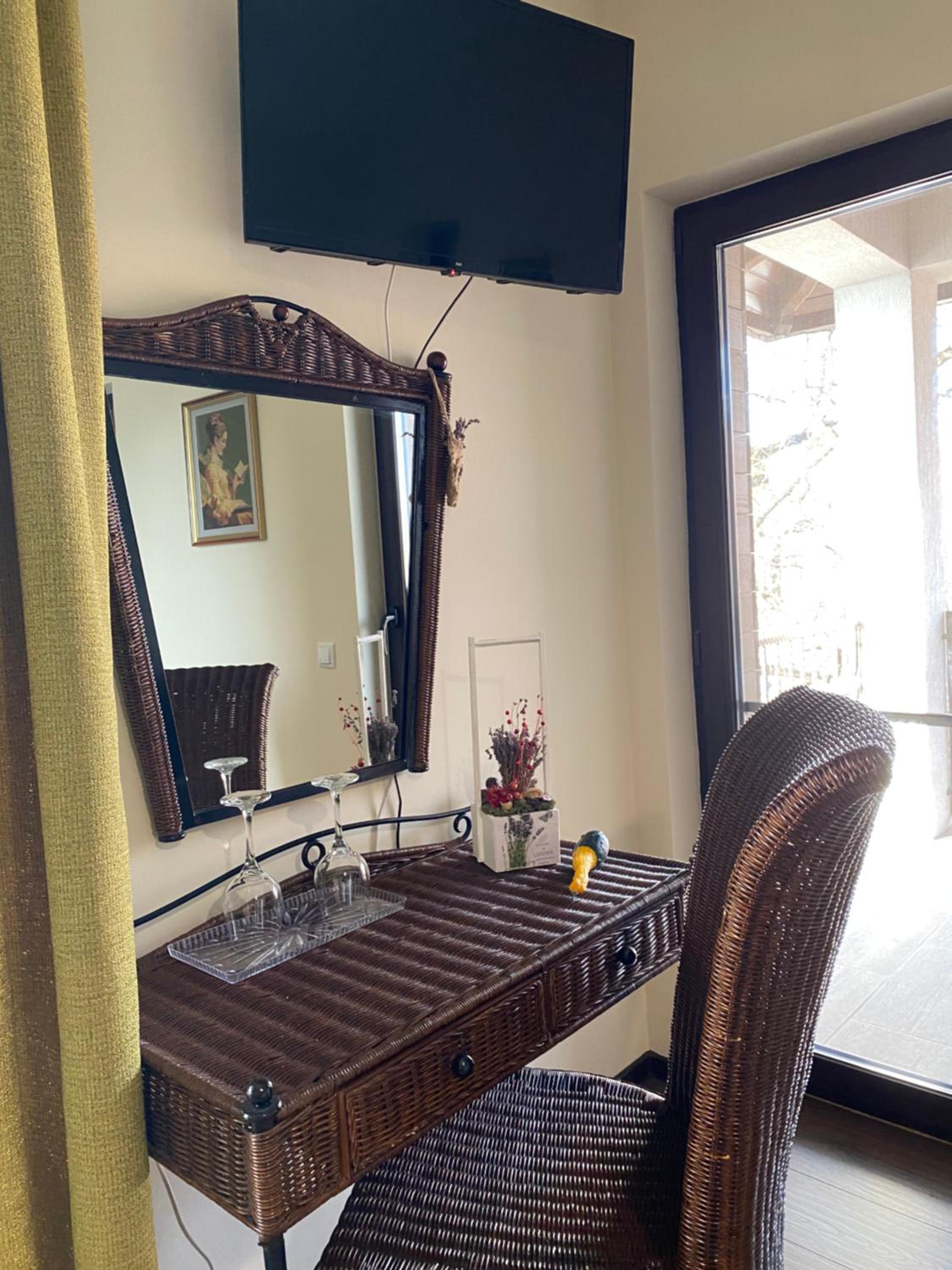 Deluxe Double Room with Balcony - Photo 1