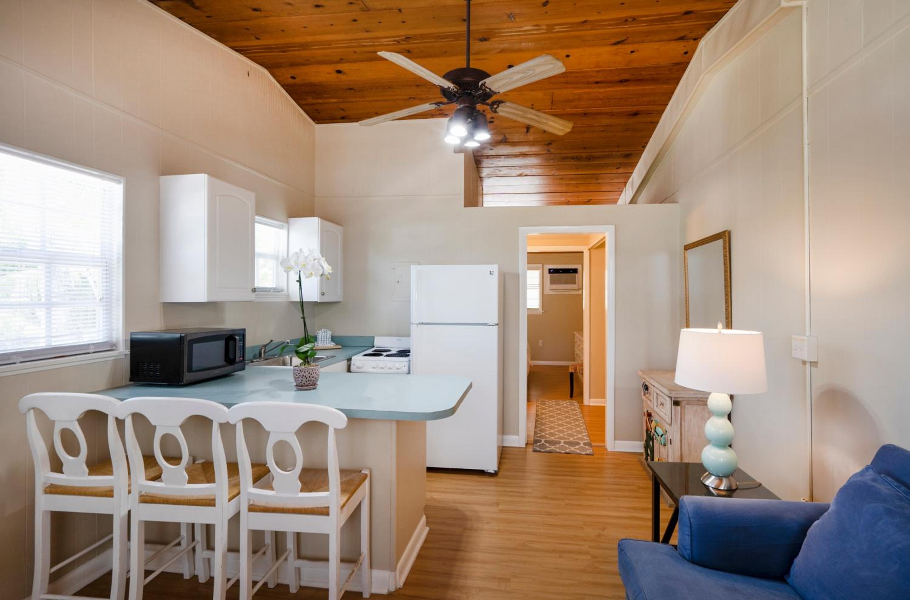 Oceanview Suite - Photo 3