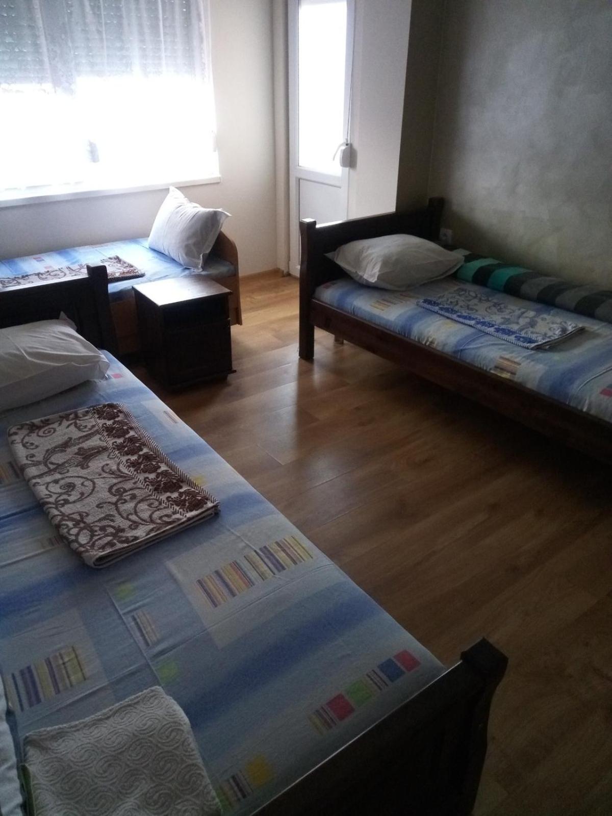 Triple Room With Private Bathroom photo 2