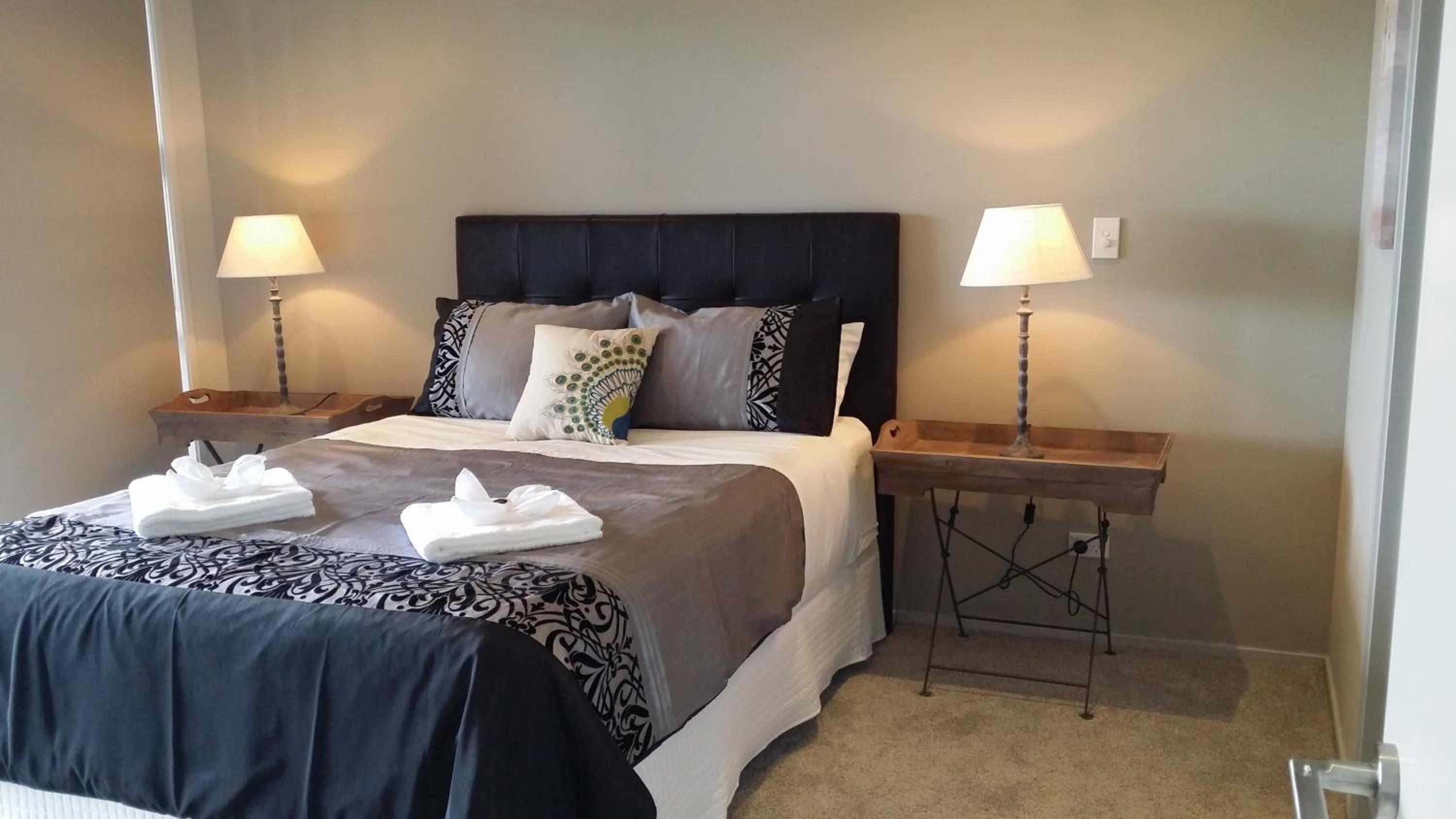 One-Bedroom Suite - Water Front - Photo 5