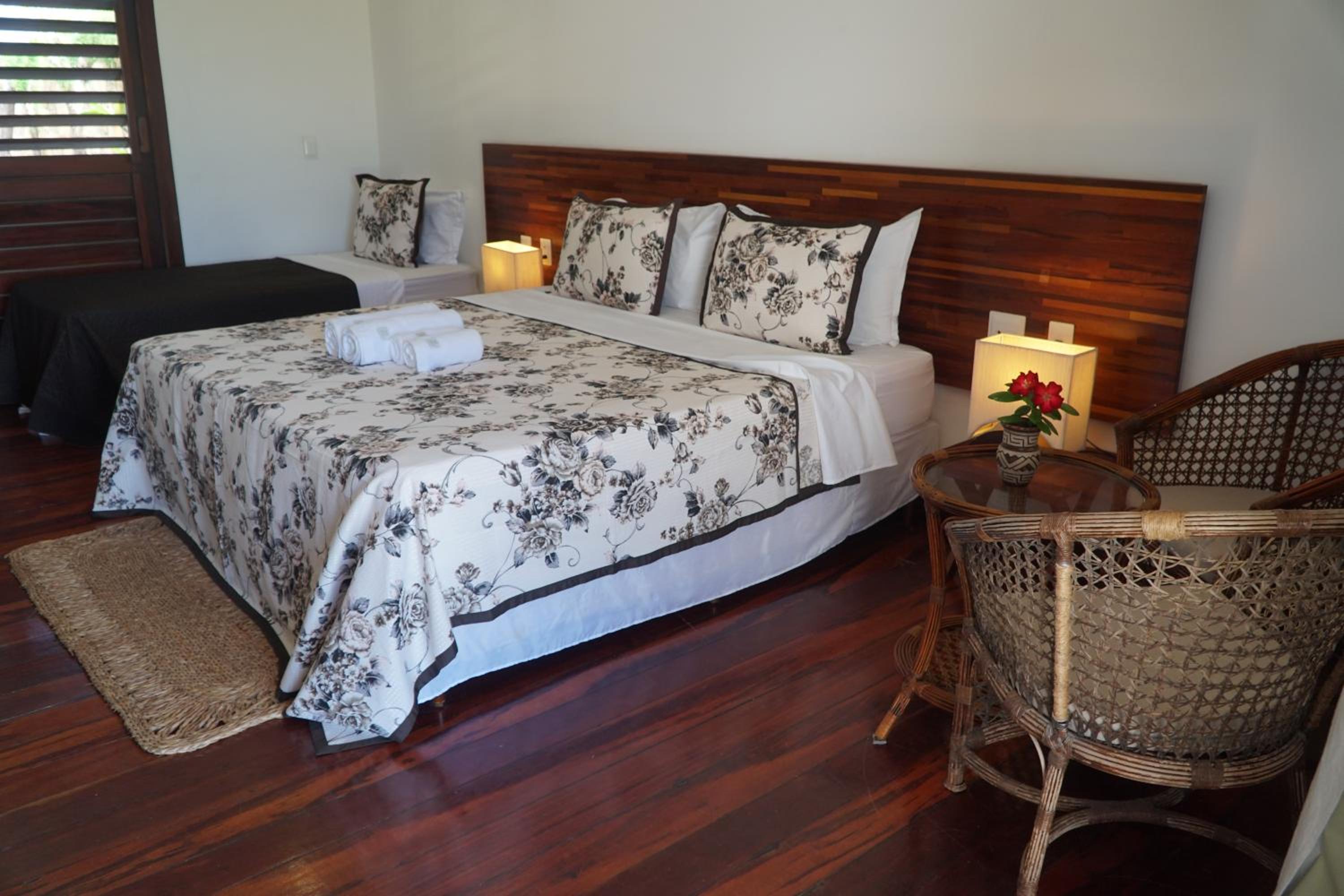 Deluxe Suite with Sea View photo 1