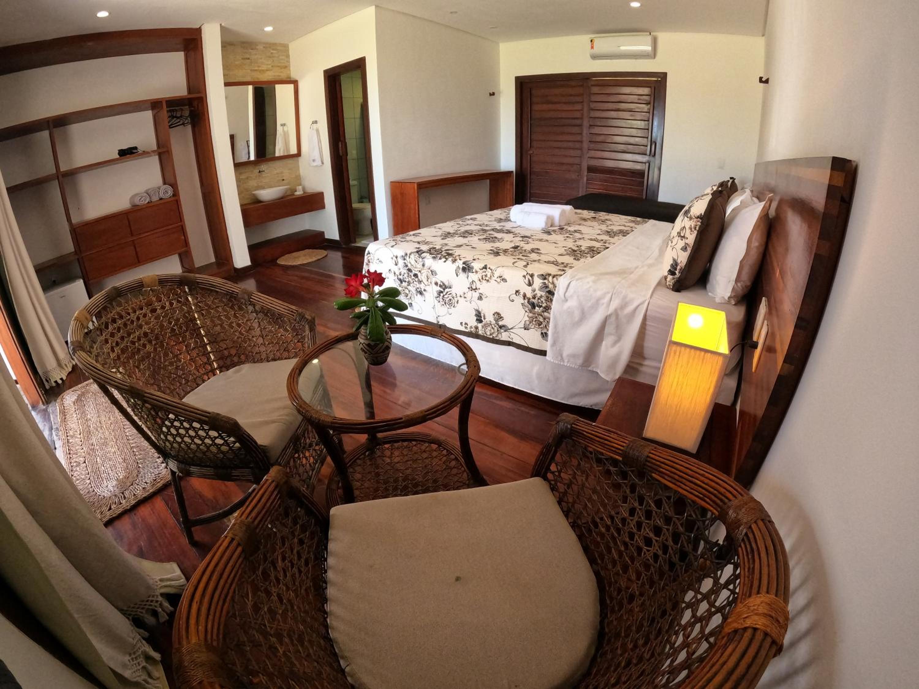 Deluxe Suite with Sea View photo 3