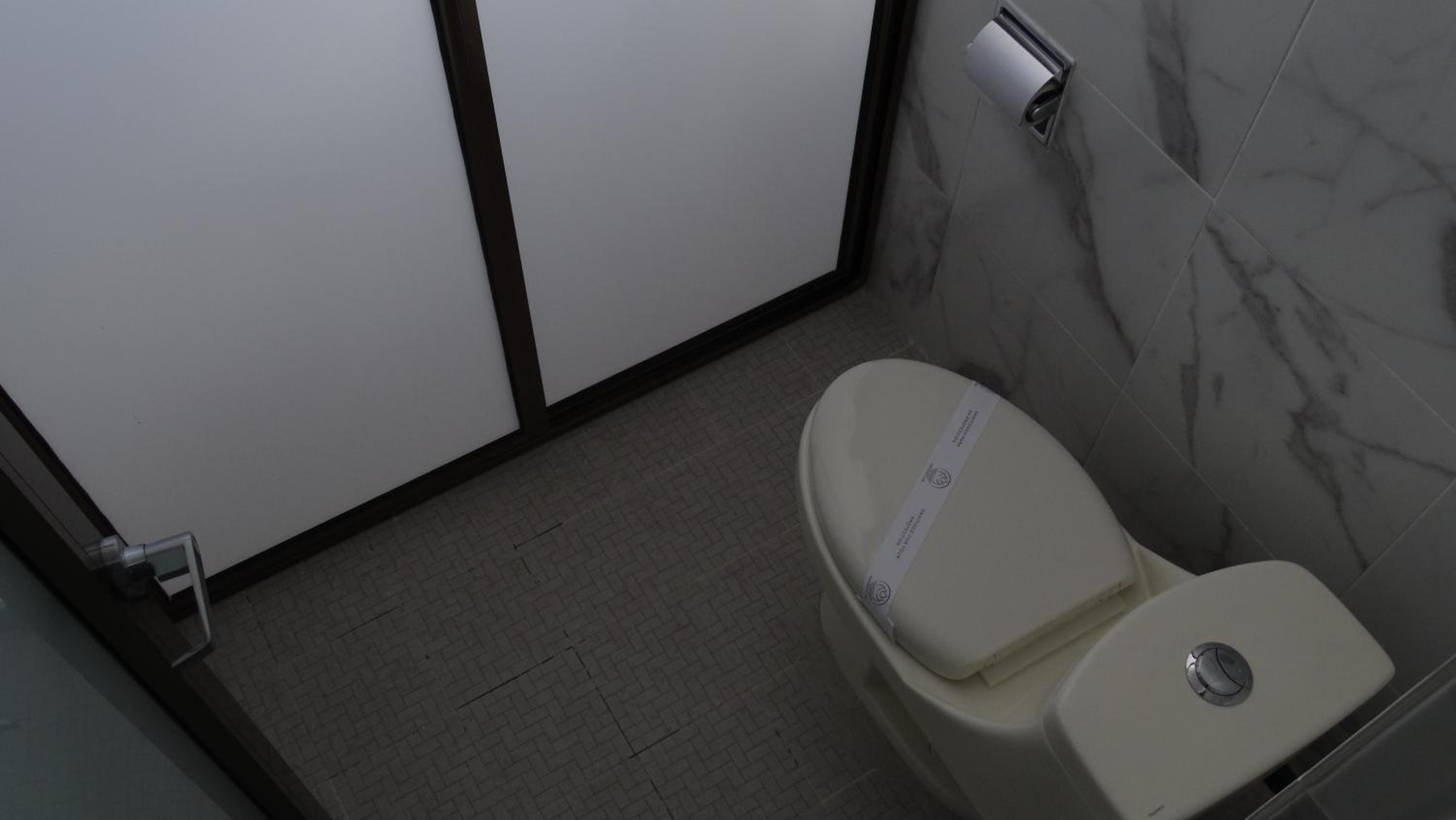 Deluxe Queen Room with Two Queen Beds - Photo 2