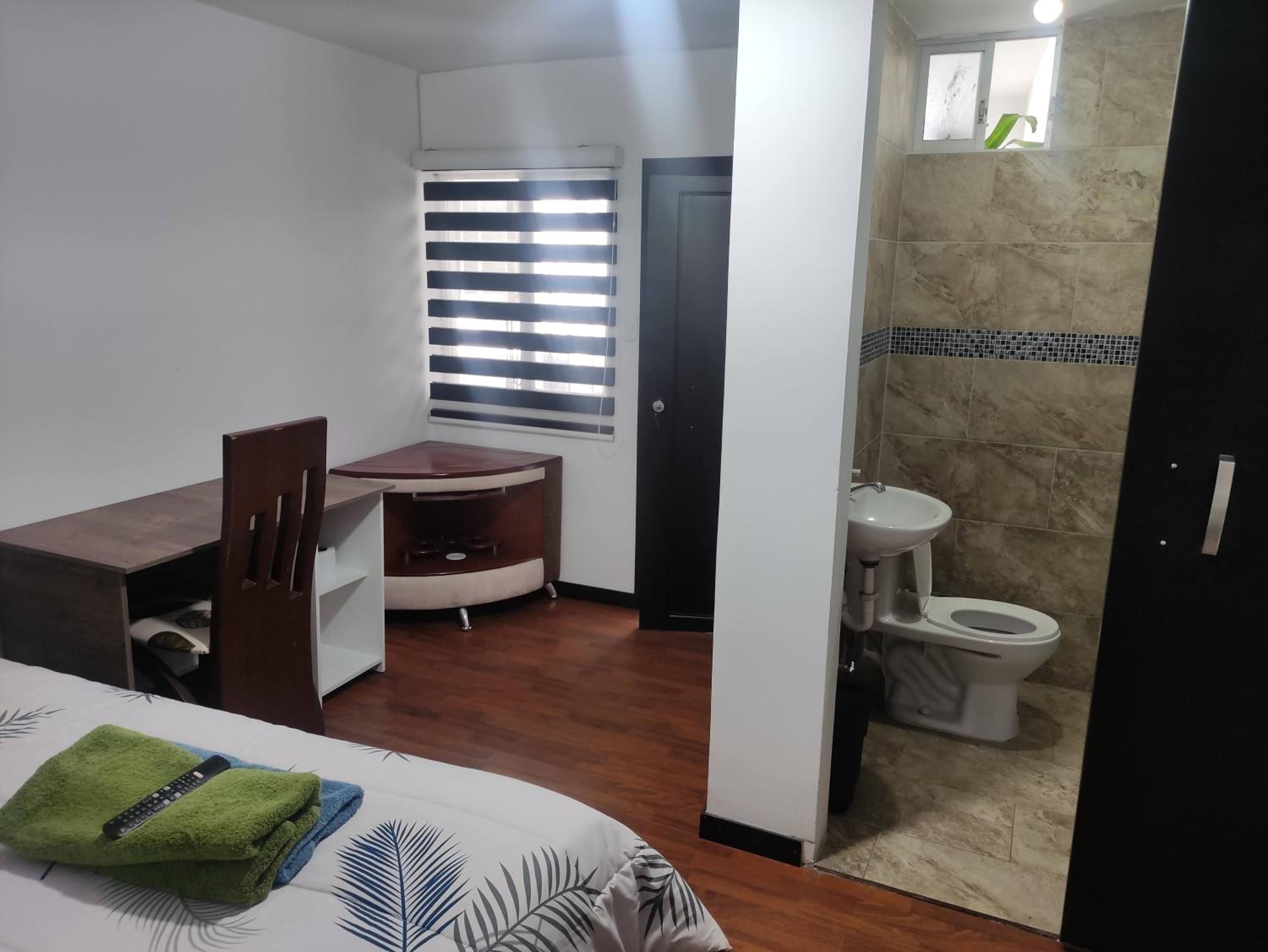 Double Room With Private Bathroom photo 2