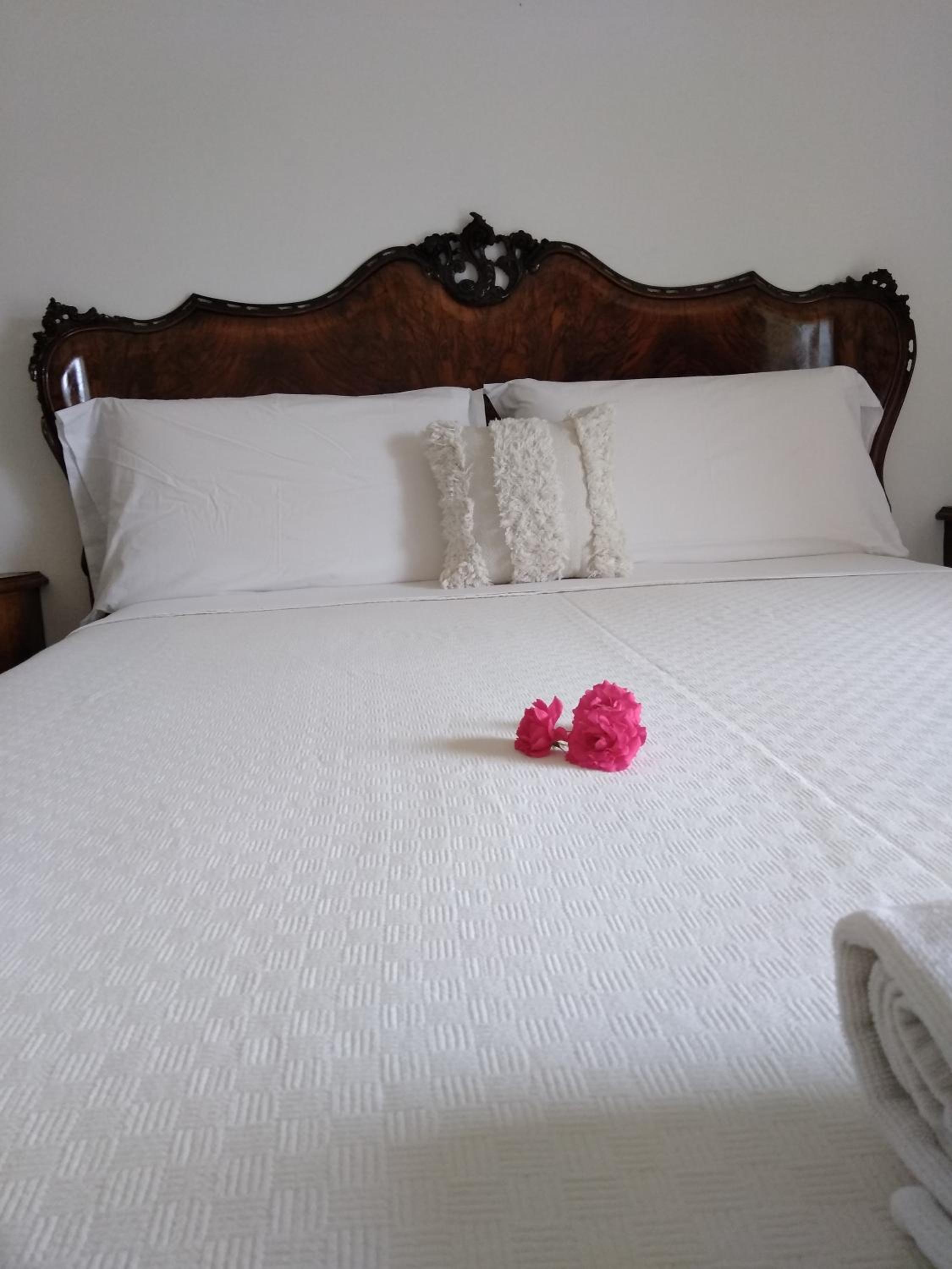 Double Room with Private Bathroom photo 3