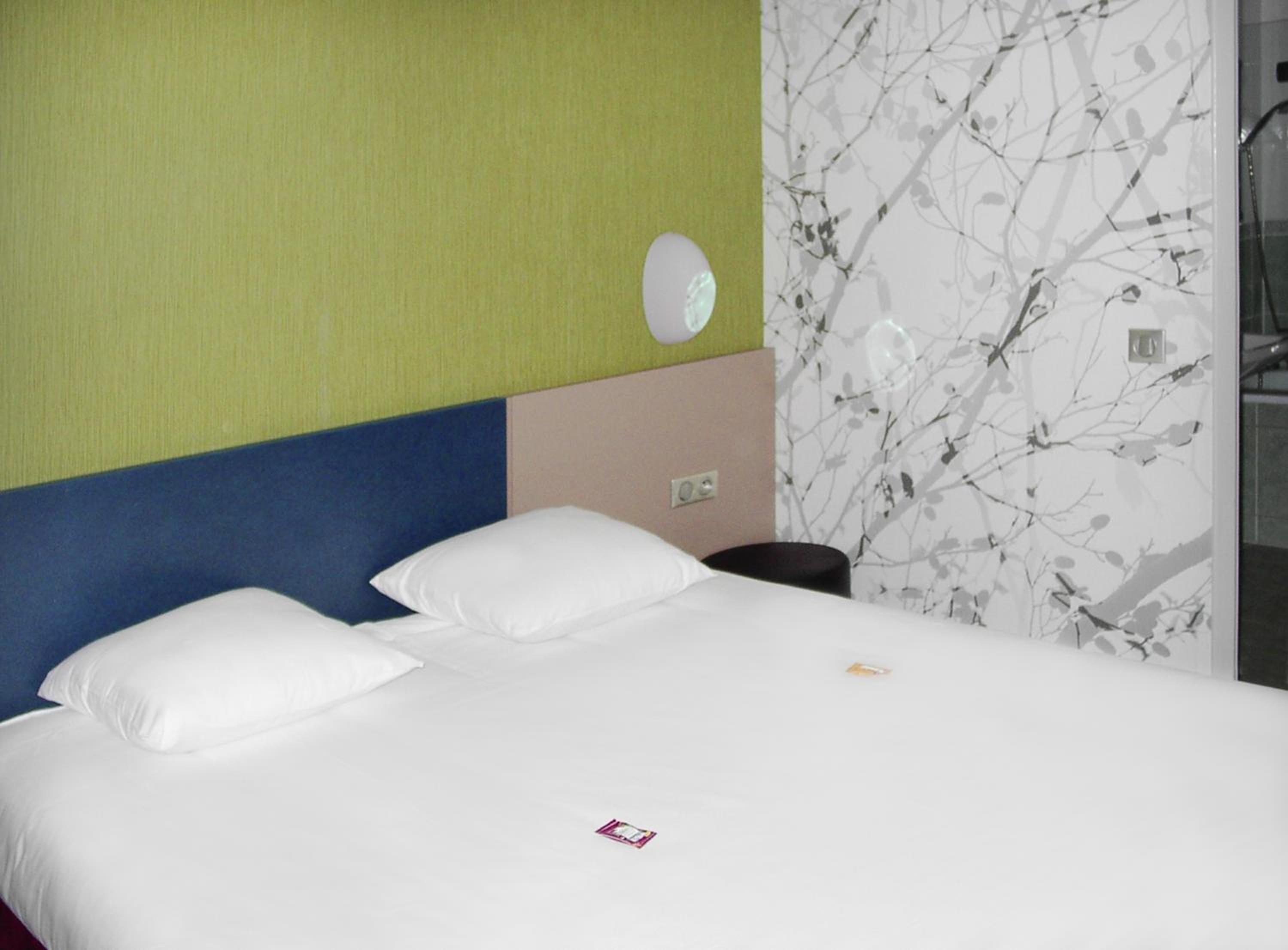 Standard Double Room - Photo 2