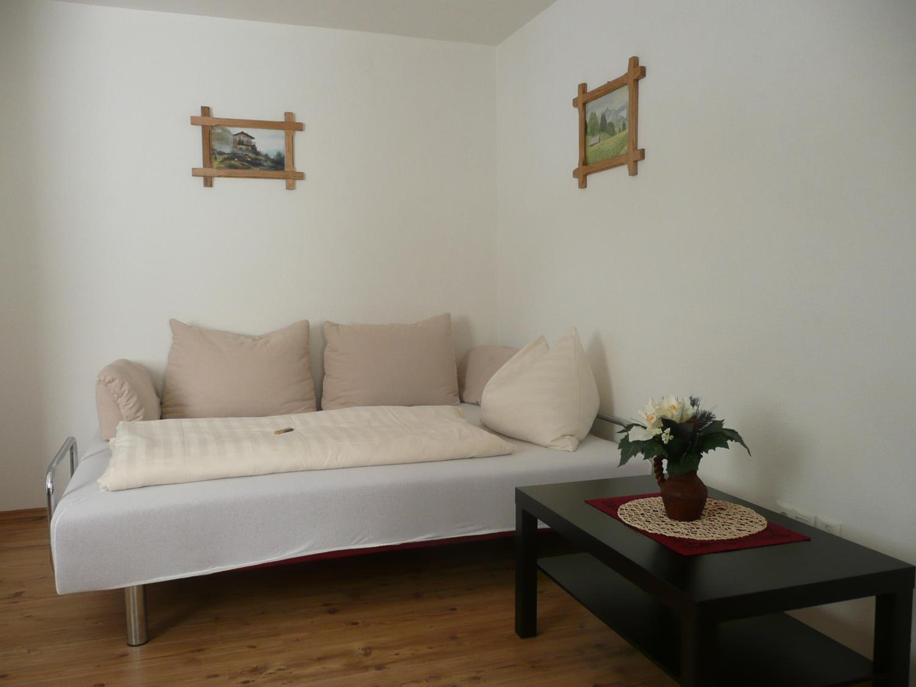 One-Bedroom Apartment with Balcony and Terrace - Photo 11