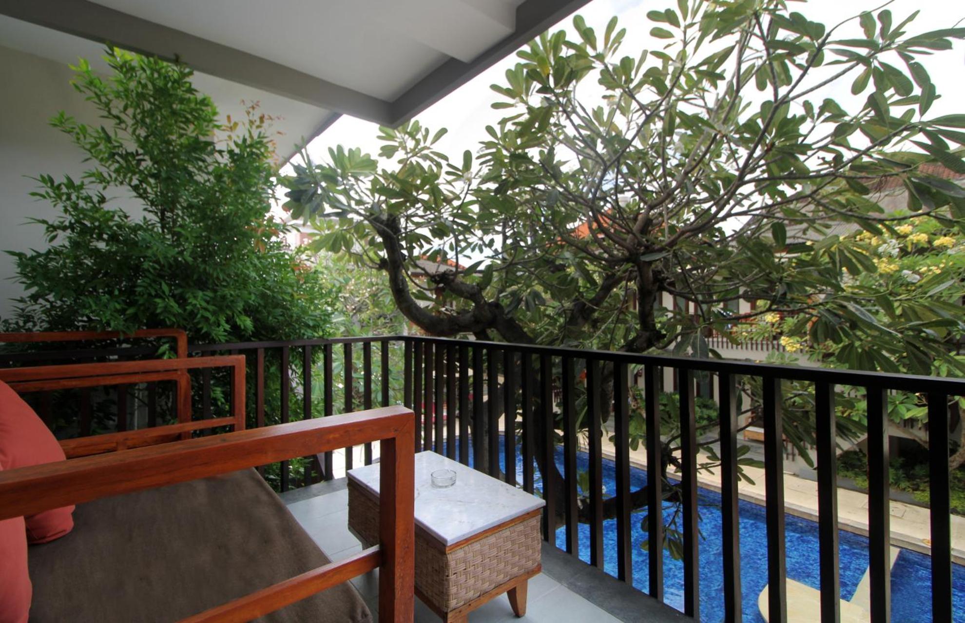 Deluxe Room with Coffee Capsule Machine and Free Unlimited Laundry Service photo 2