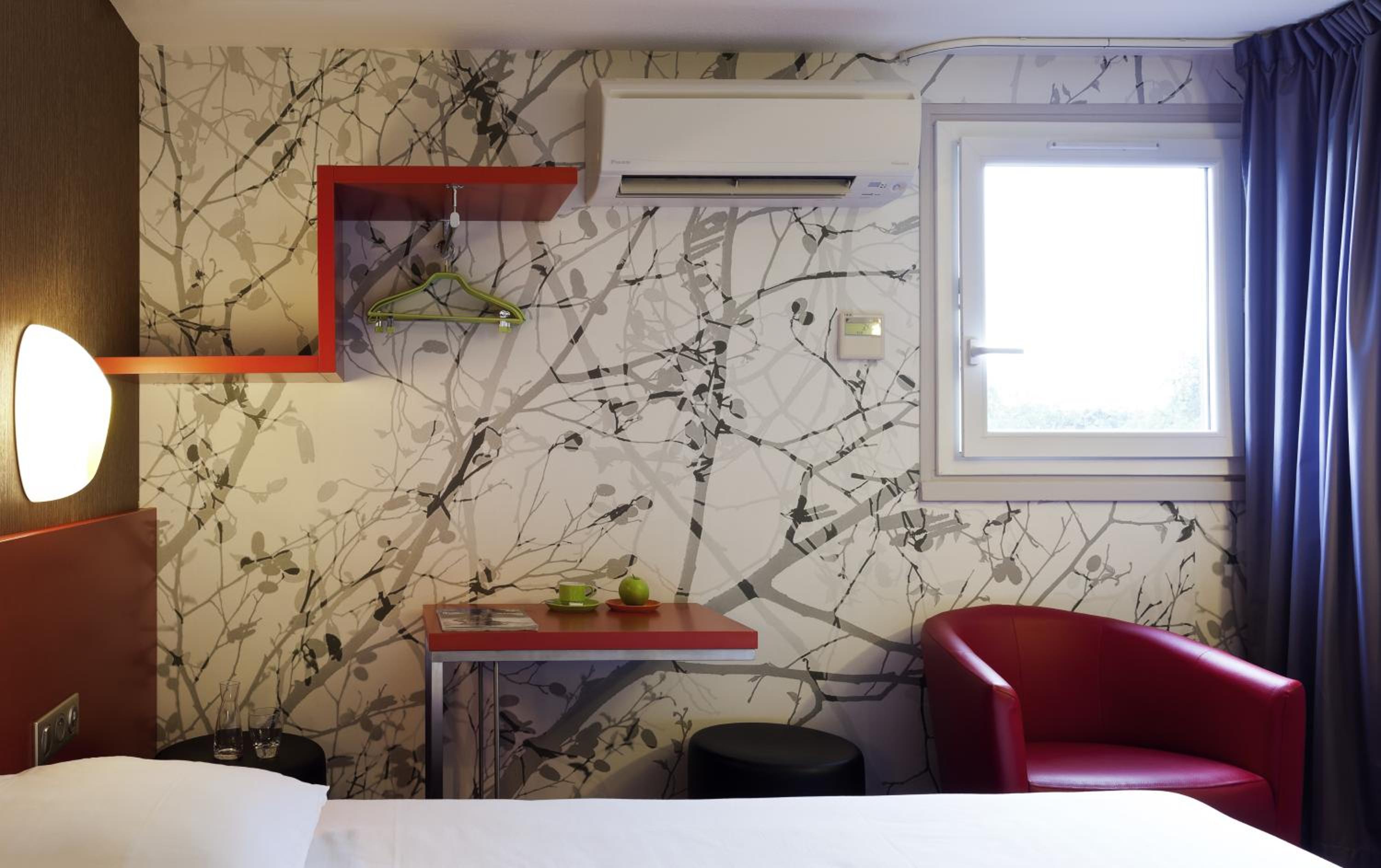 Standard Twin Room - Photo 3