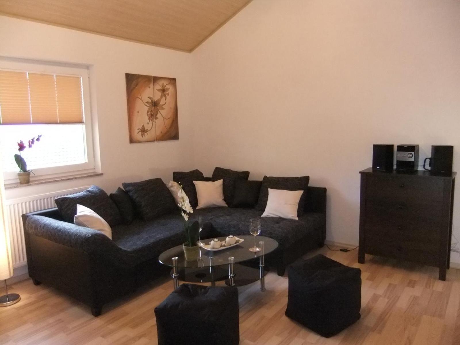 Two-Bedroom Deluxe Apartment with Garden View photo 3