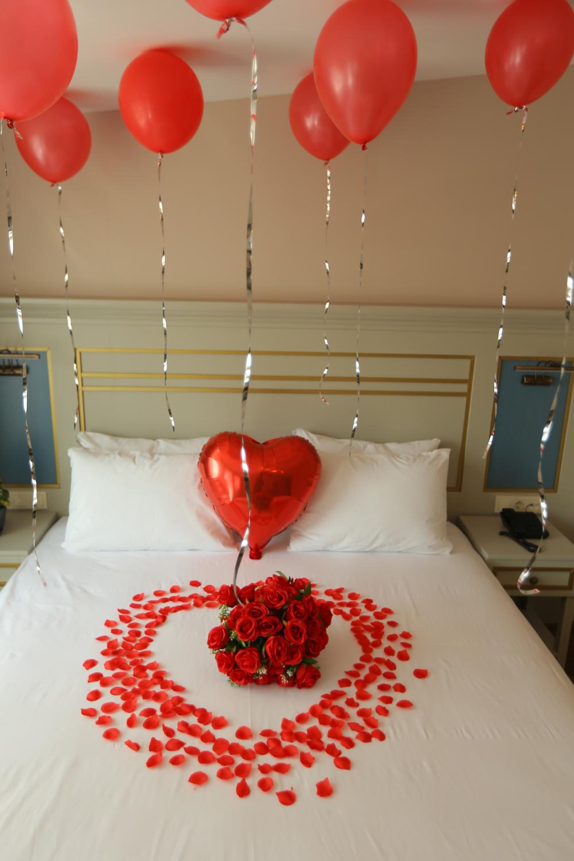 Deluxe Double Room with Balcony photo 3