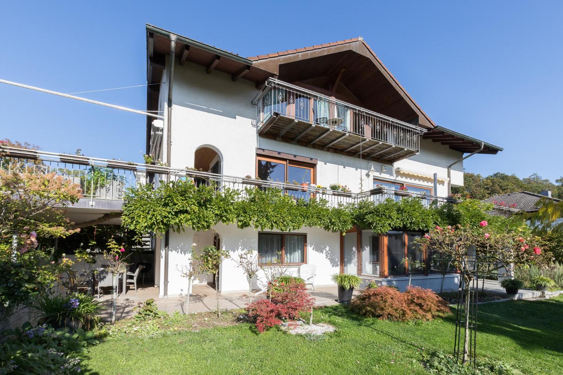 Apartment With Terrace photo 3