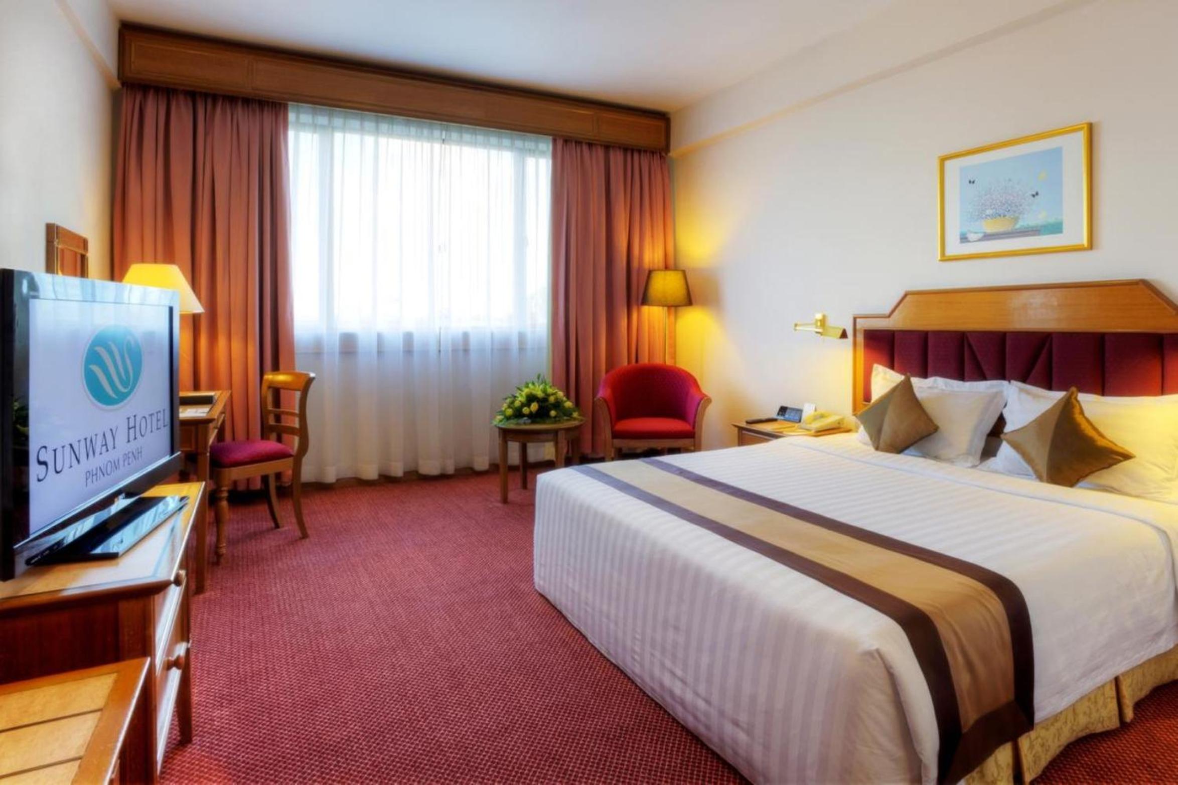 Deluxe Double or Twin Room with Balcony - Photo 1