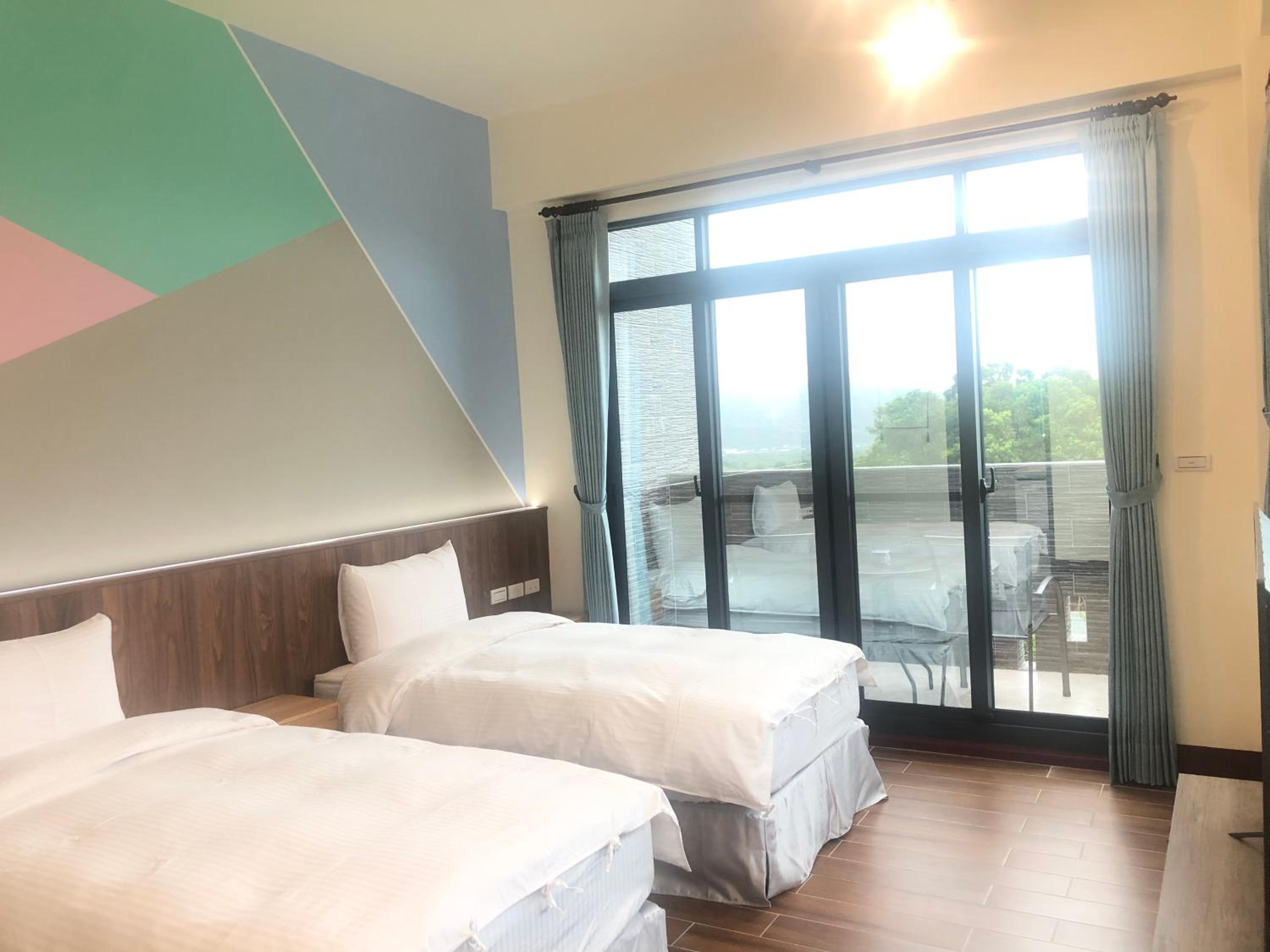 Twin Room with Sea View photo 1