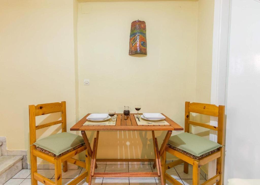 Apartment - Split Level - Photo 9