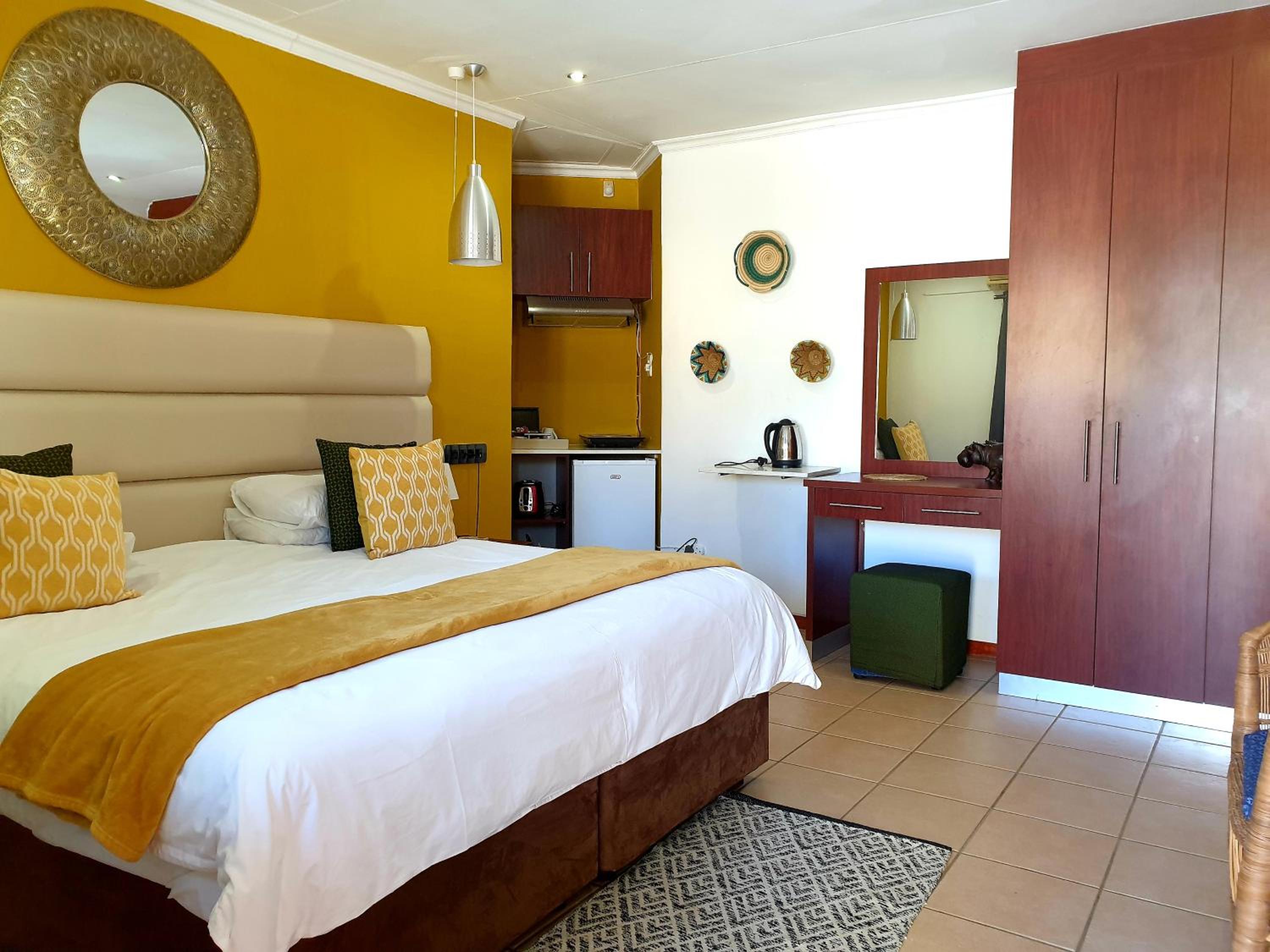 Economy Double Room photo 1