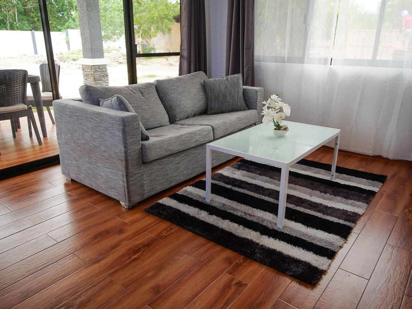 One-Bedroom House - Photo 42