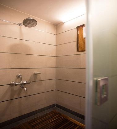  Luxury Courtyard Room  photo 3