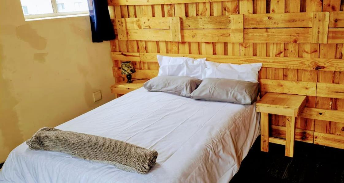 Standard Double Room - Photo 6
