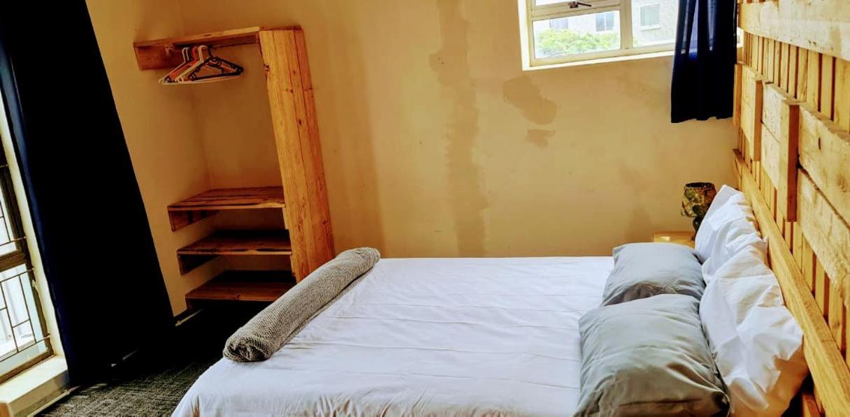 Standard Double Room - Photo 4