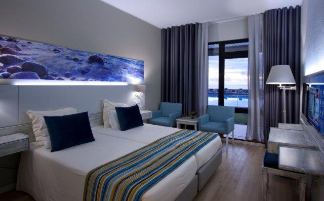 Double or Twin Room with Pool View
