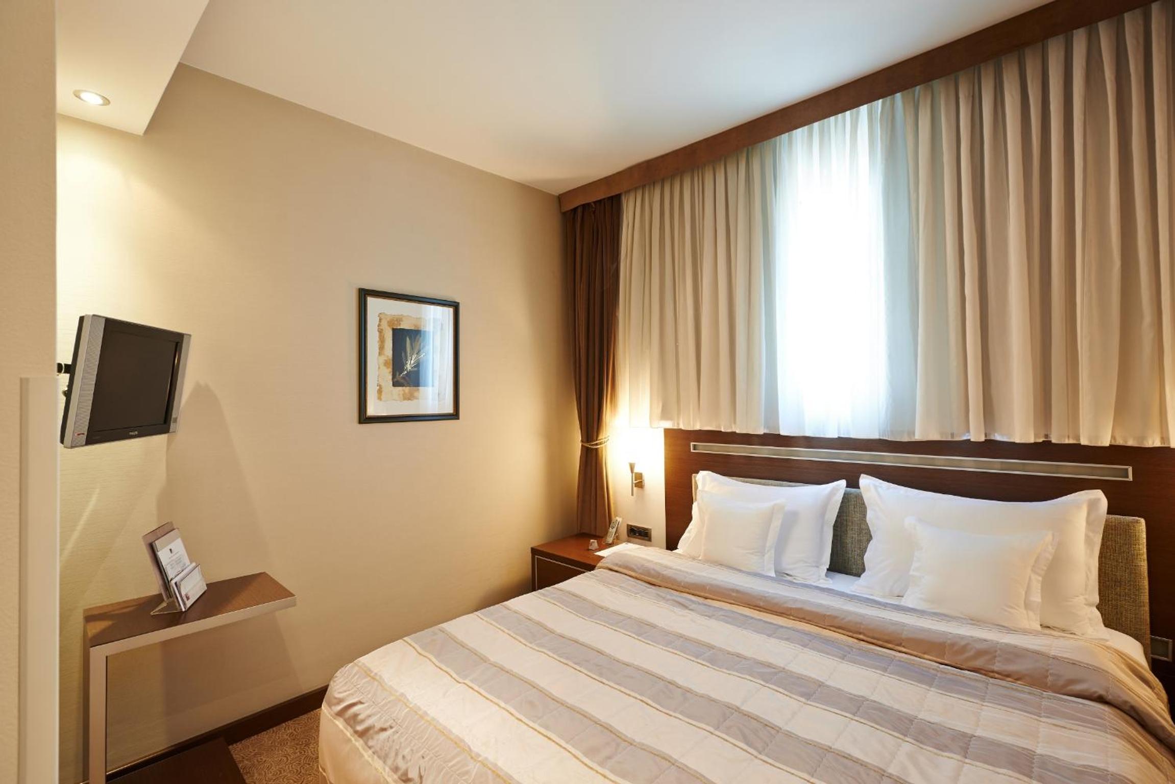 Junior Suite - Photo 1