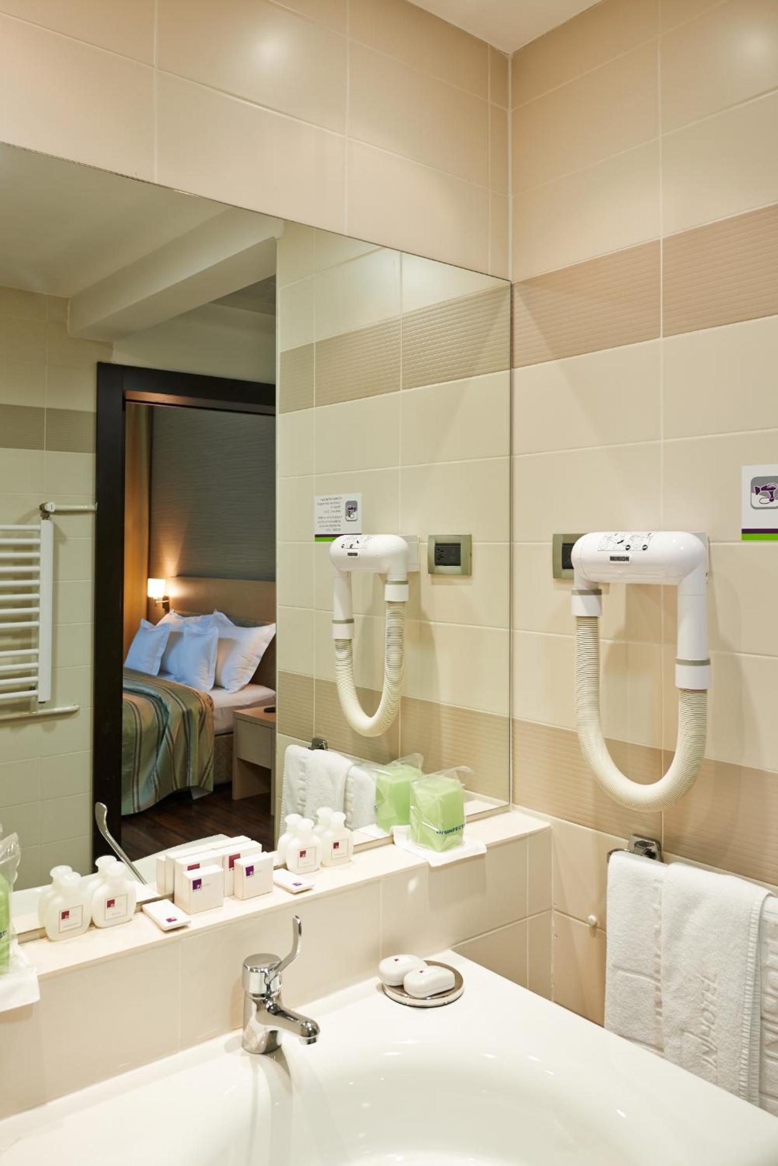 Junior Suite - Photo 8
