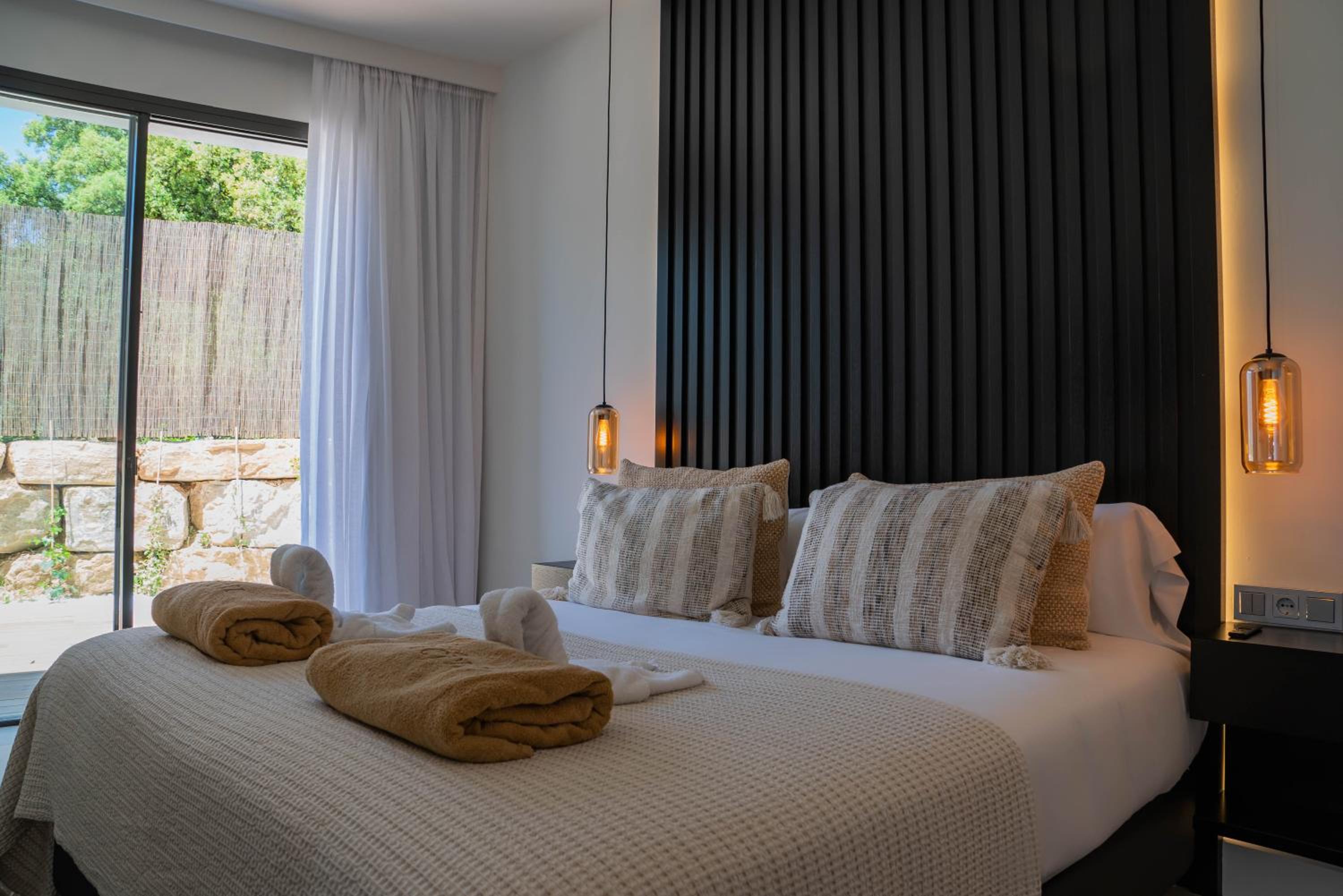 Luxury Triple Room - Photo 13