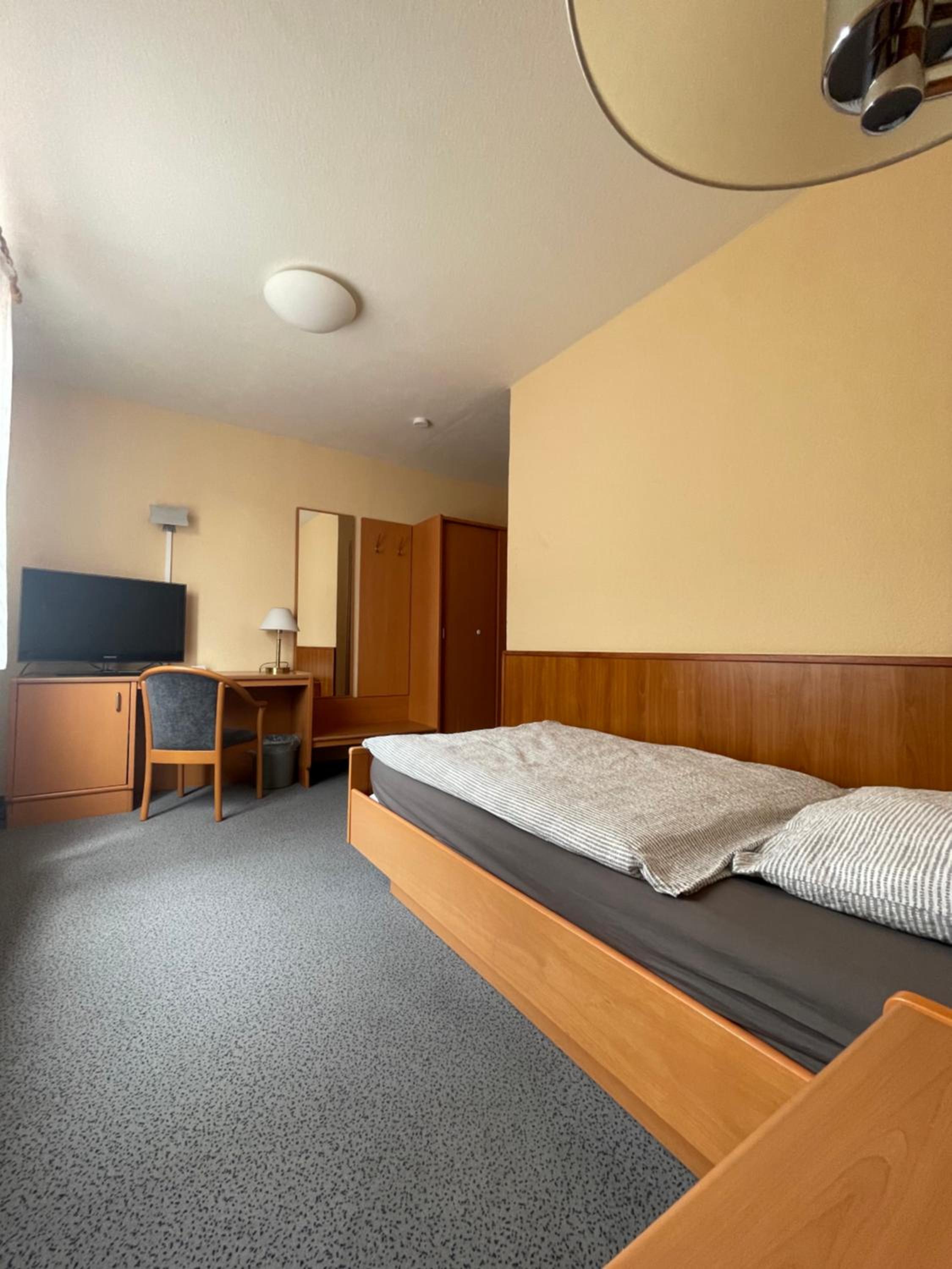 Standard Single Room