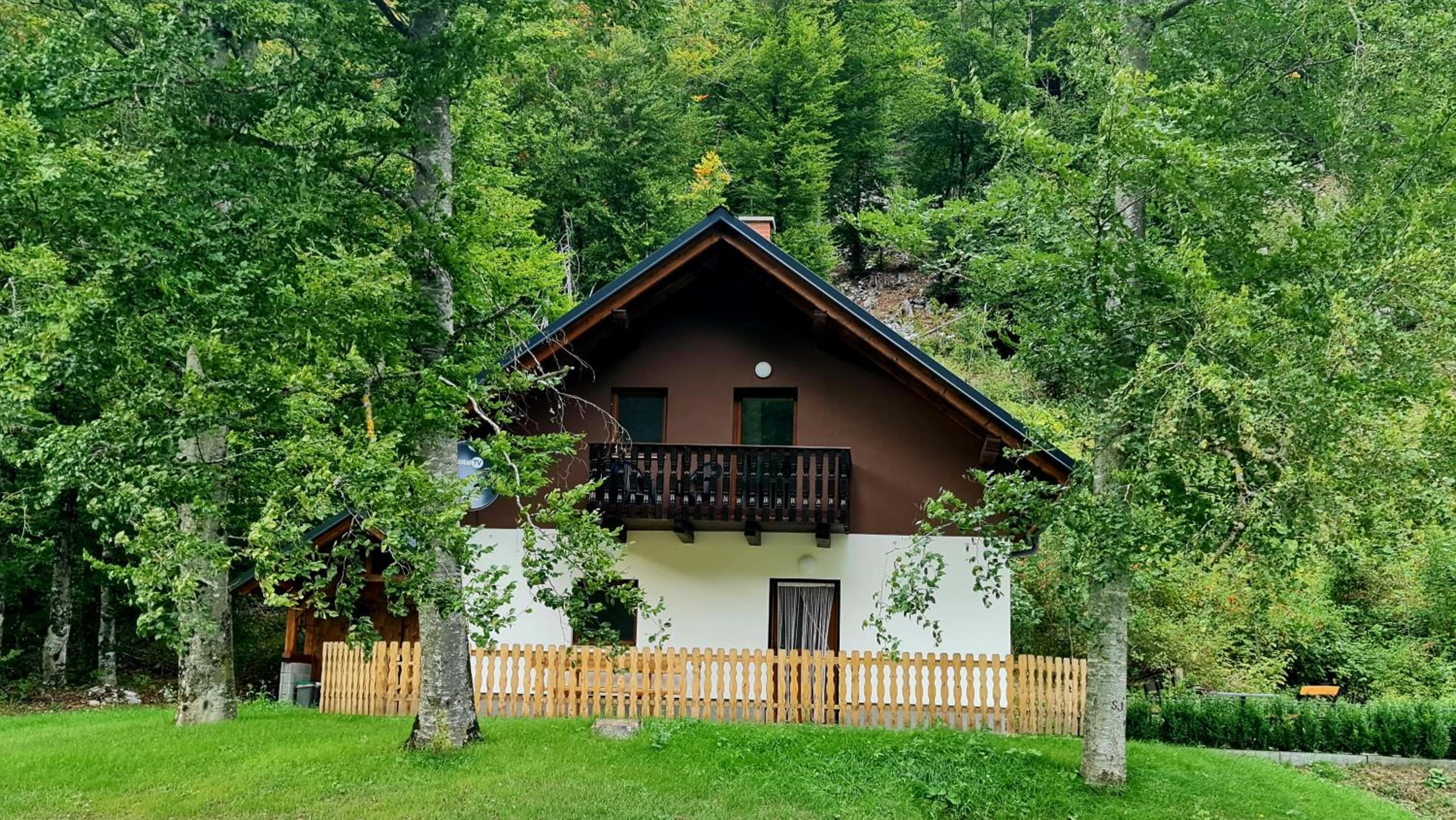 Two-Bedroom House photo 2