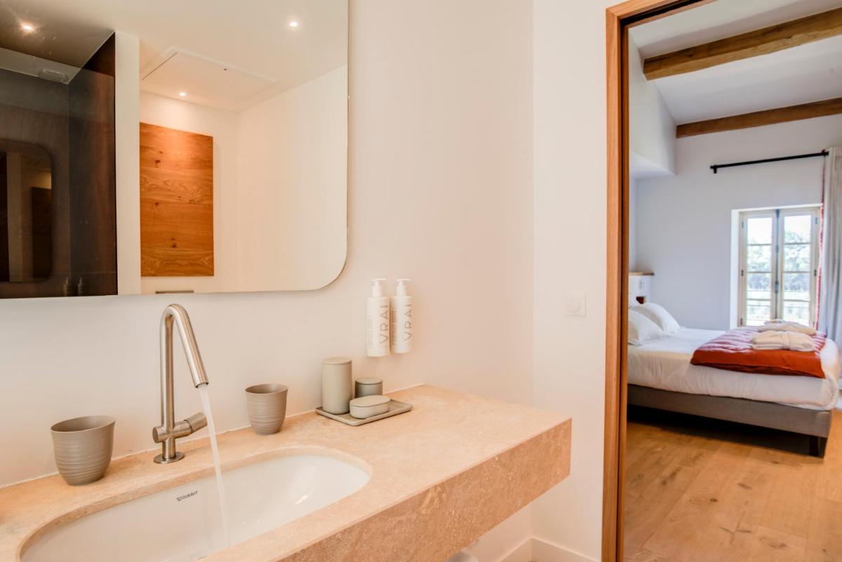 Two-Bedroom Apartment - Photo 6