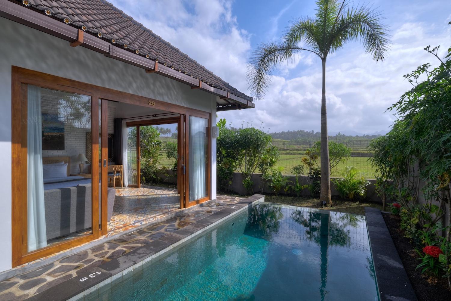 Villa with Private Pool - Photo 4