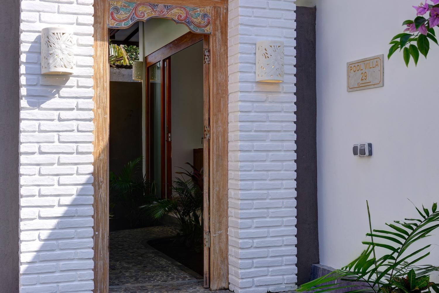 Villa with Private Pool - Photo 13