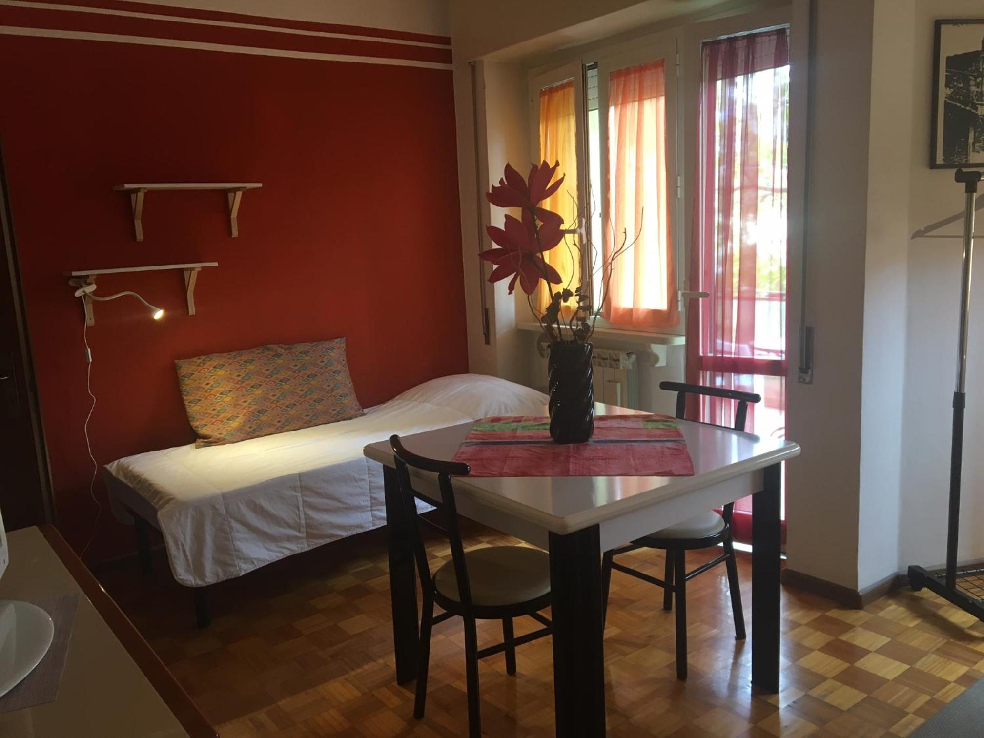 Twin Room with Shared Bathroom photo 1