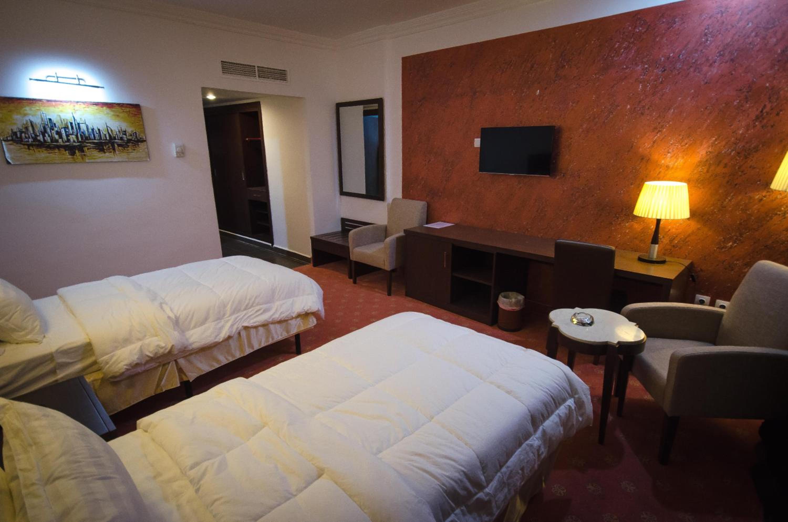 Double or Twin Room photo 2